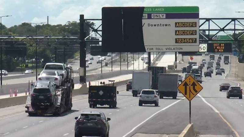 Seeing jibberish on I-4 overhead signs? Signs are in ‘testing mode’