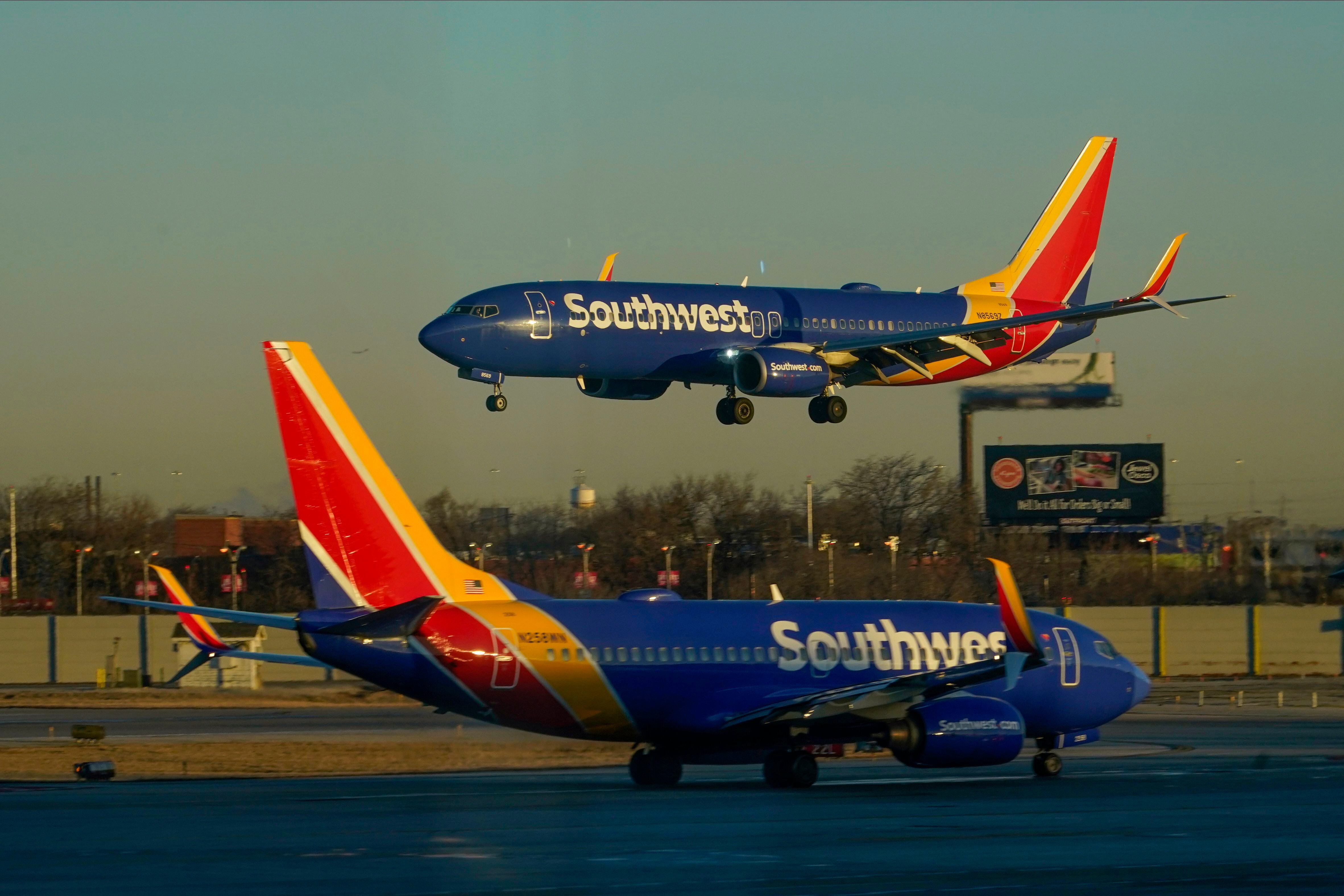 Southwest Airlines says a key measure of pricing power will be weaker than expected in 2Q thumbnail