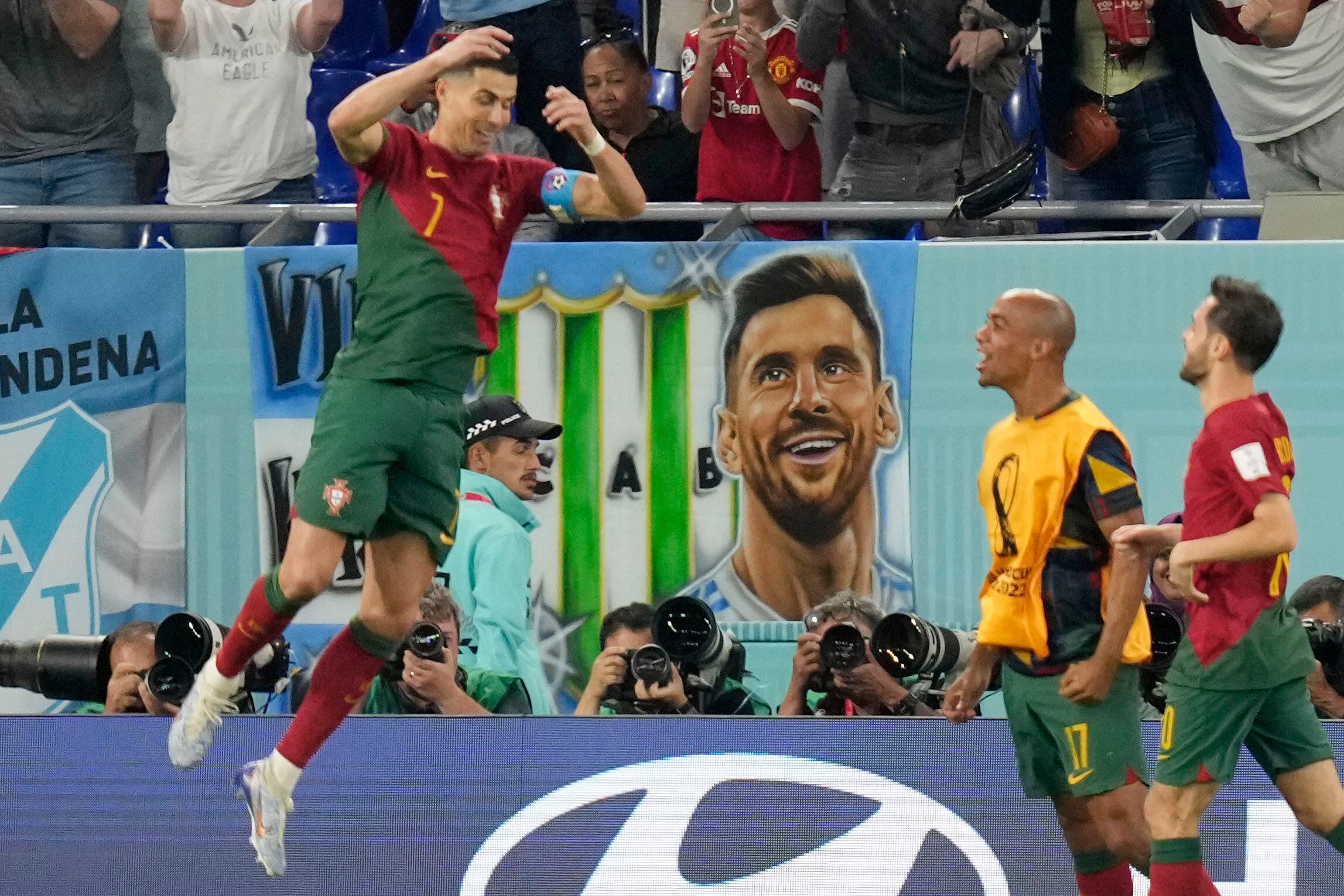 La foto de Lionel Messi y Cristiano Ronaldo que generó impacto mundial