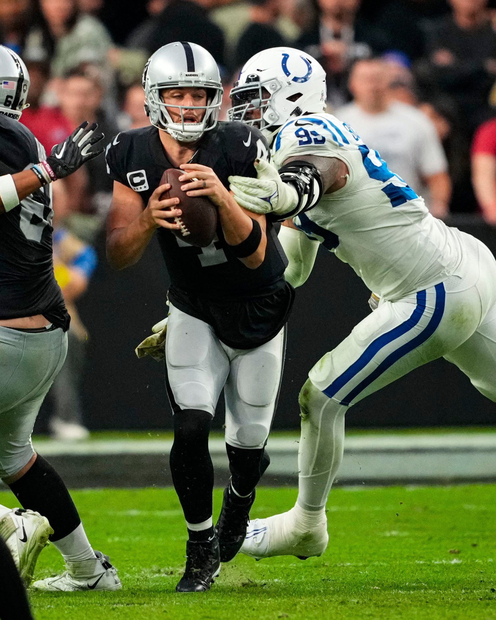 Las Vegas Raiders quarterback Derek Carr breaks down latest loss - Silver  And Black Pride