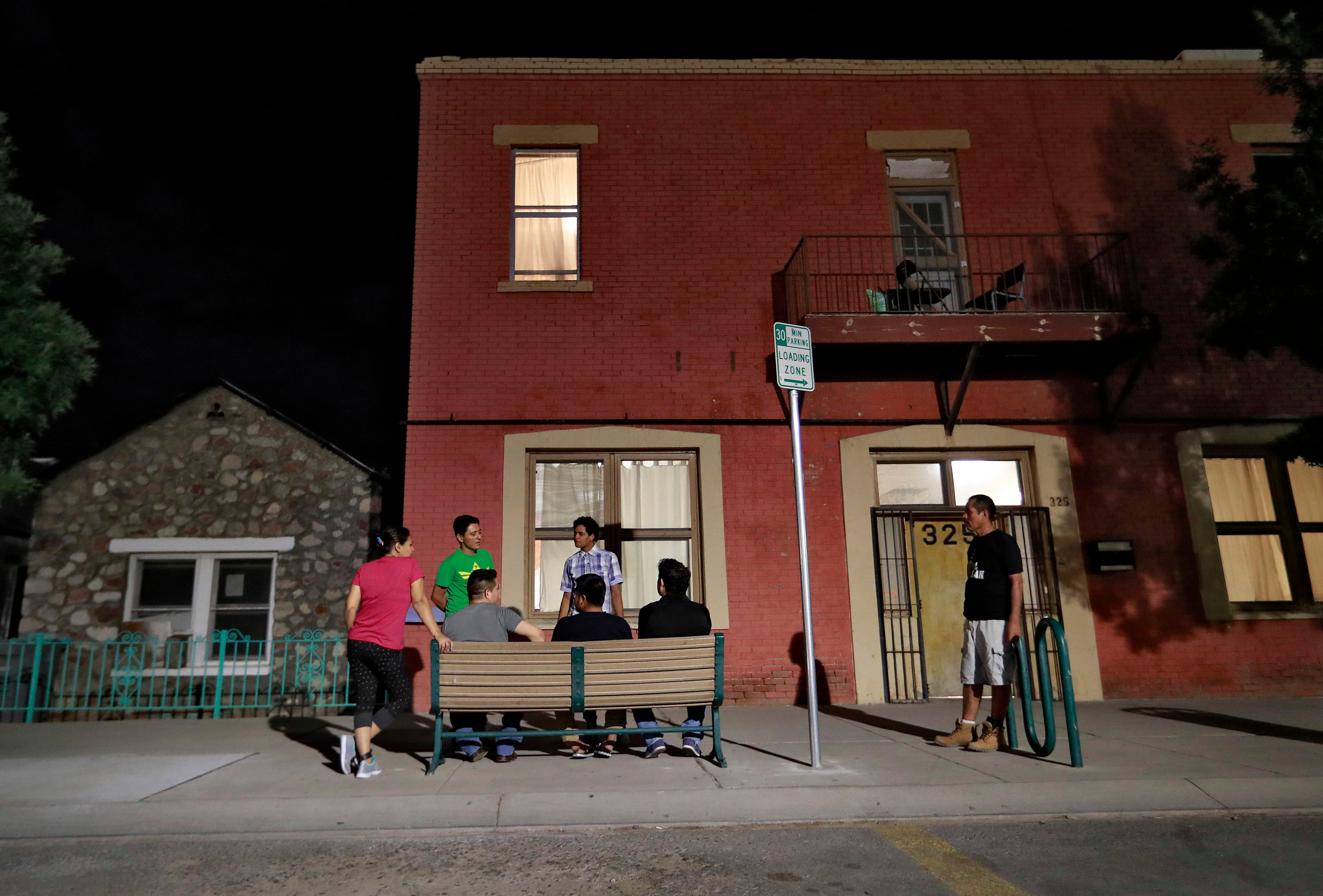 How Texas is still investigating migrant aid groups on the border after a judge's scathing order thumbnail
