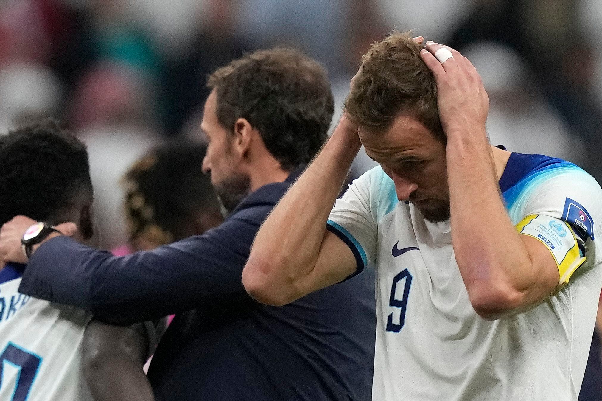 Kane sends penalty, England's World Cup hopes, over the bar