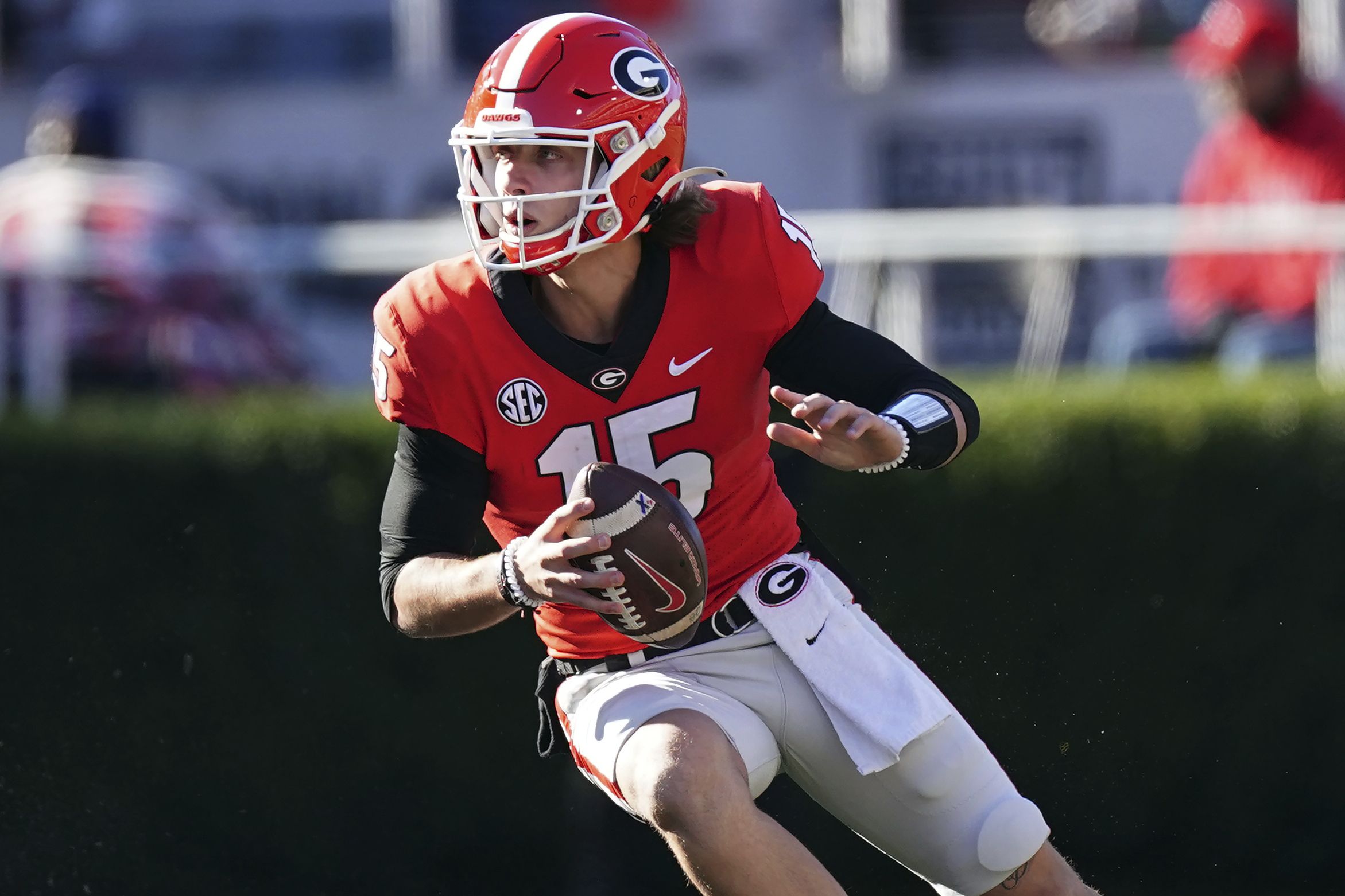 Georgia to wear home red jerseys in 2019 SEC Championship Game