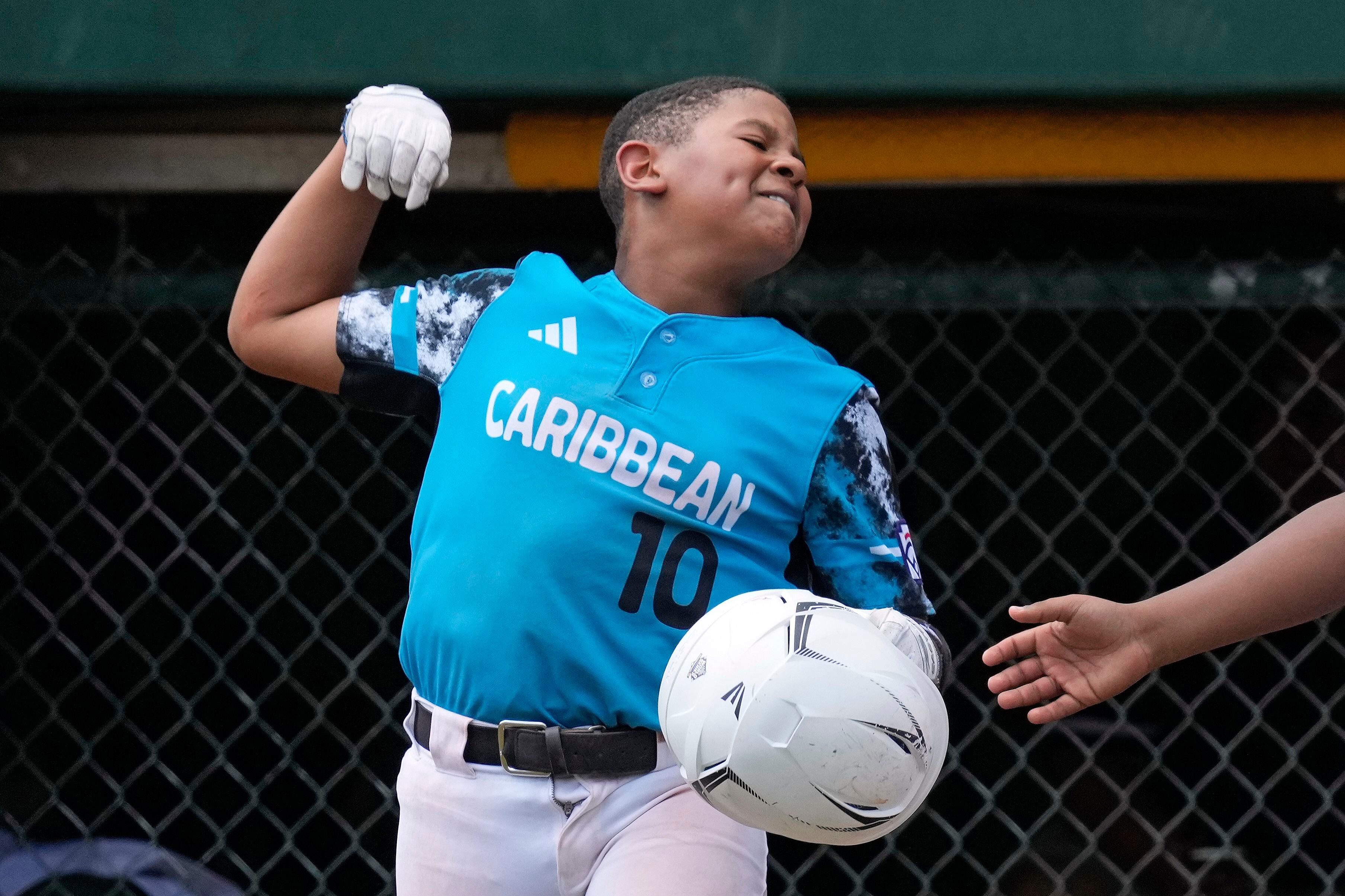 Little League World Series: Palm City, Fla., plays in Miami Dolphins colors