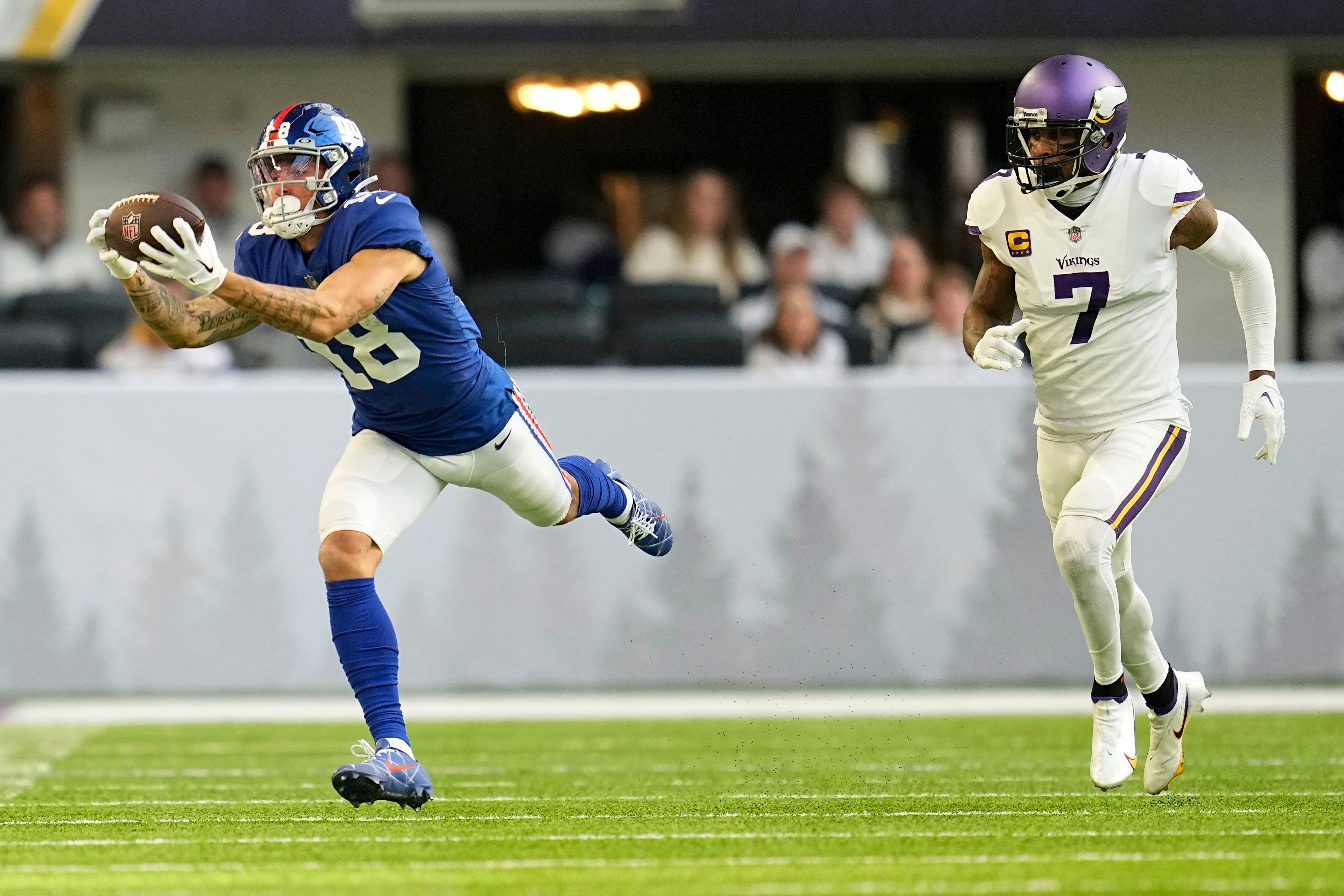 Vikings stun Saints, 29-24, with 61-yard touchdown on last play - CBS News