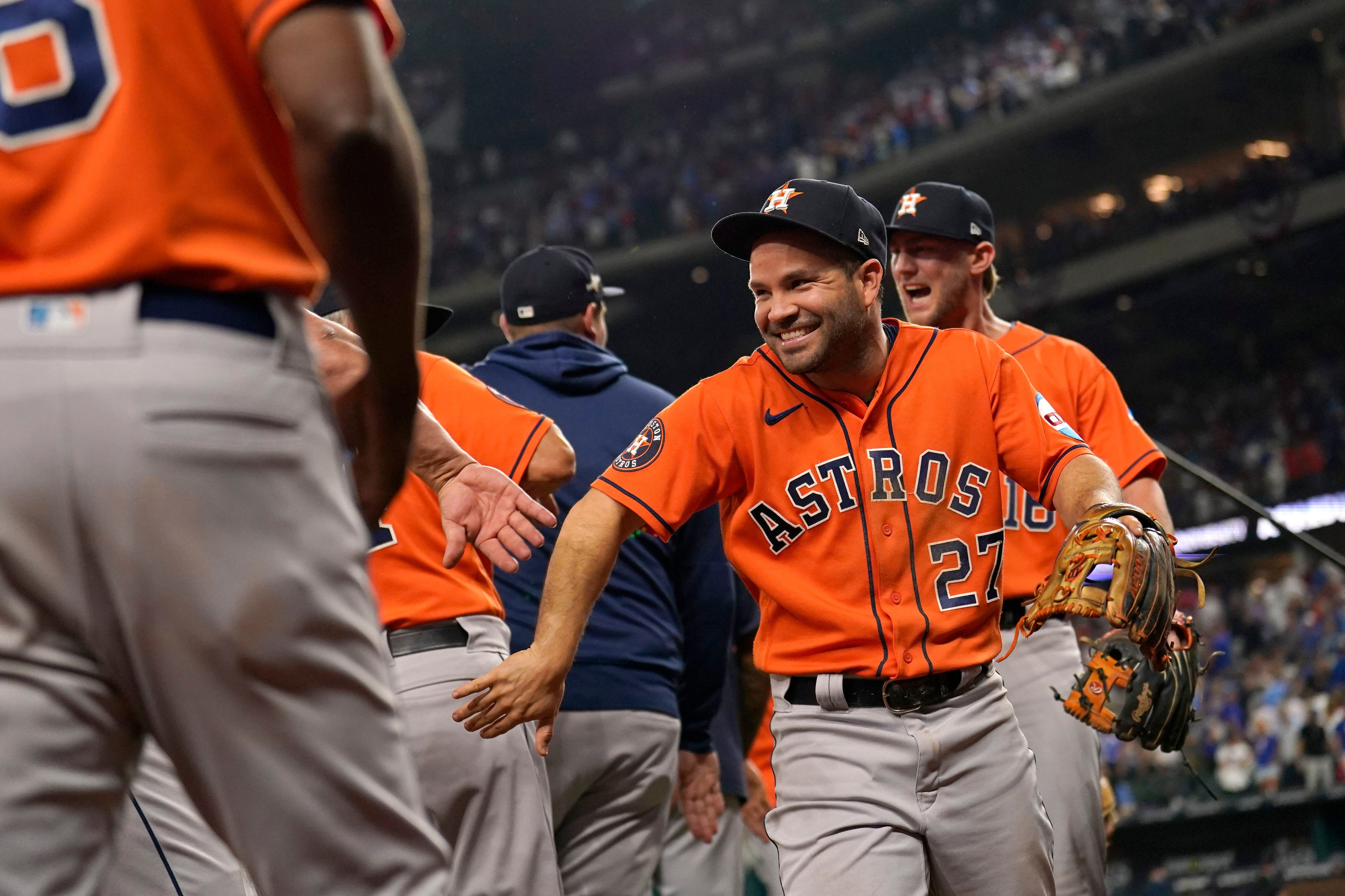 Packers' Graham wins Halloween with Judge-Altuve photo re-creation