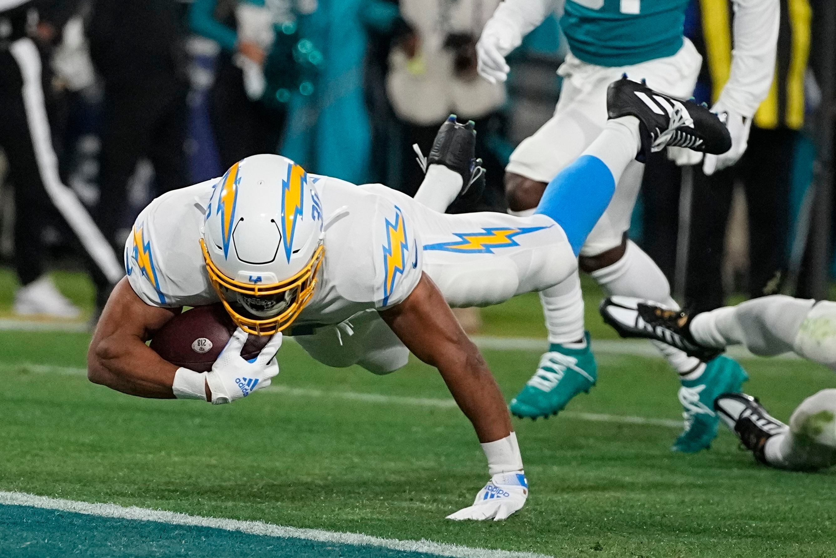 Chargers vs. Miami Dolphins: Who has the edge? – Orange County Register