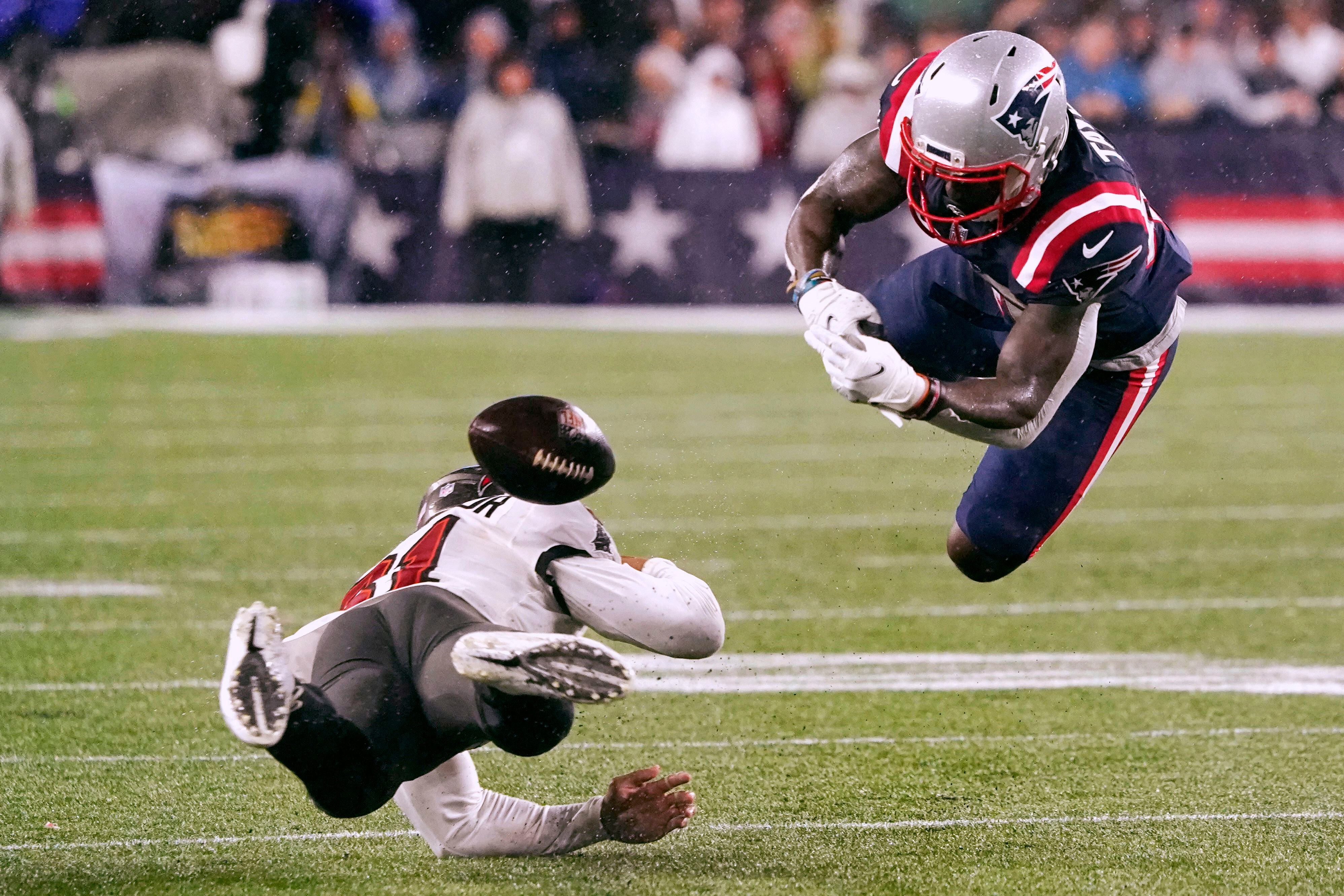 Tom Brady beats Patriots in New England return, 19-17