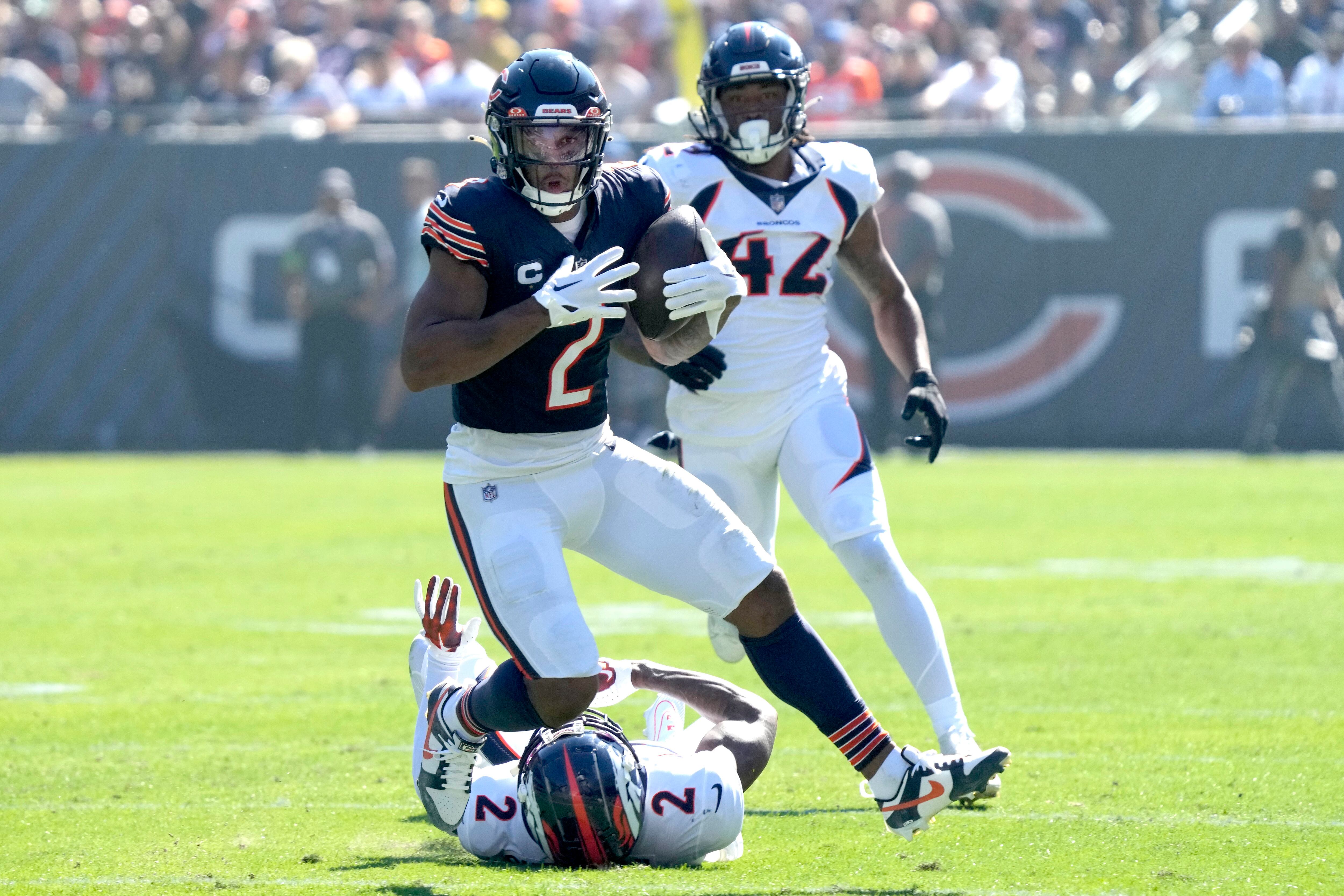 Russell Wilson throws 3 TDs, Broncos rally from 21 down to top Bears 31-28  – WKRG News 5