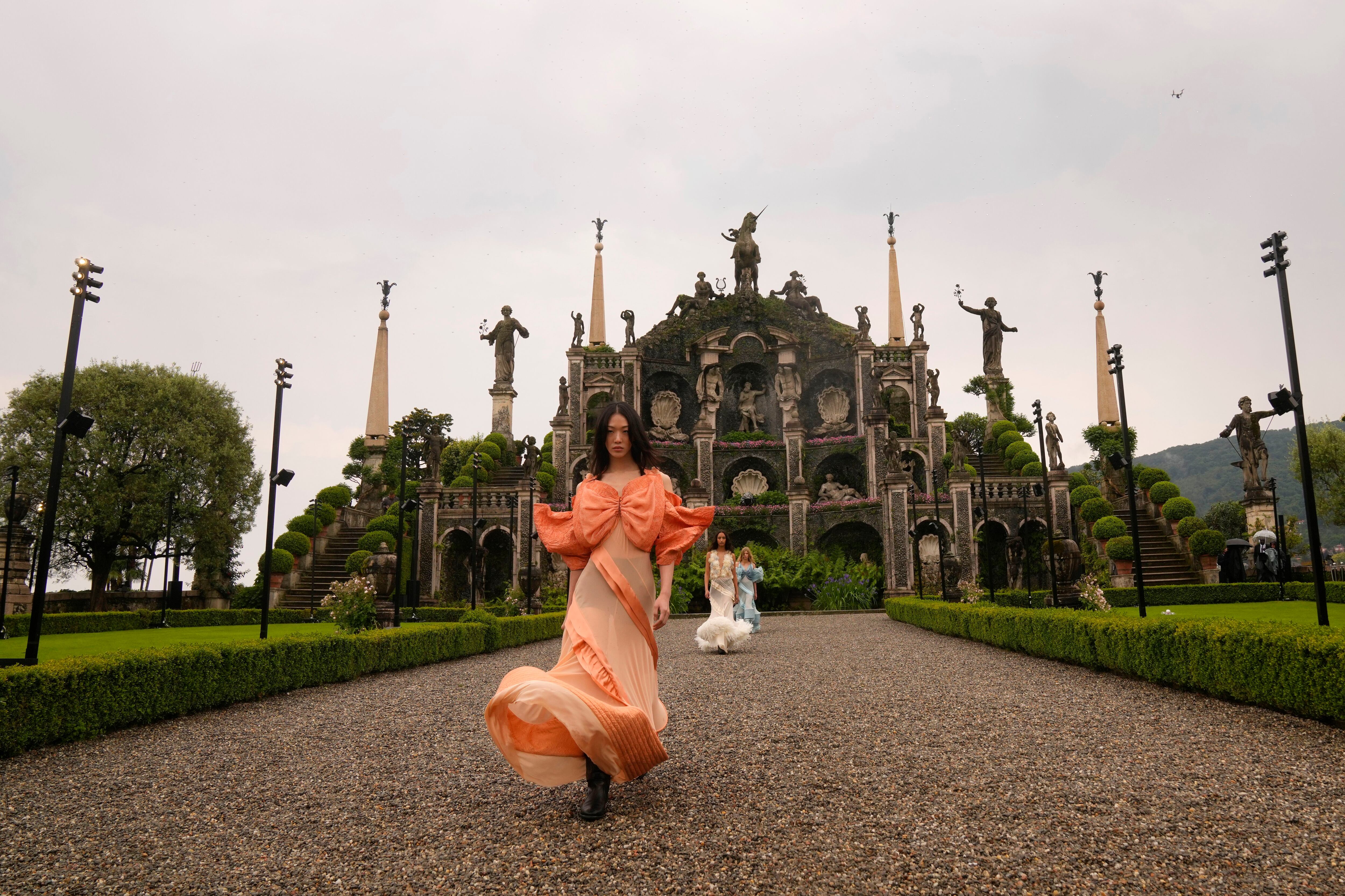 Emma Stone is the Face of Louis Vuitton Spirit of Travel 2018