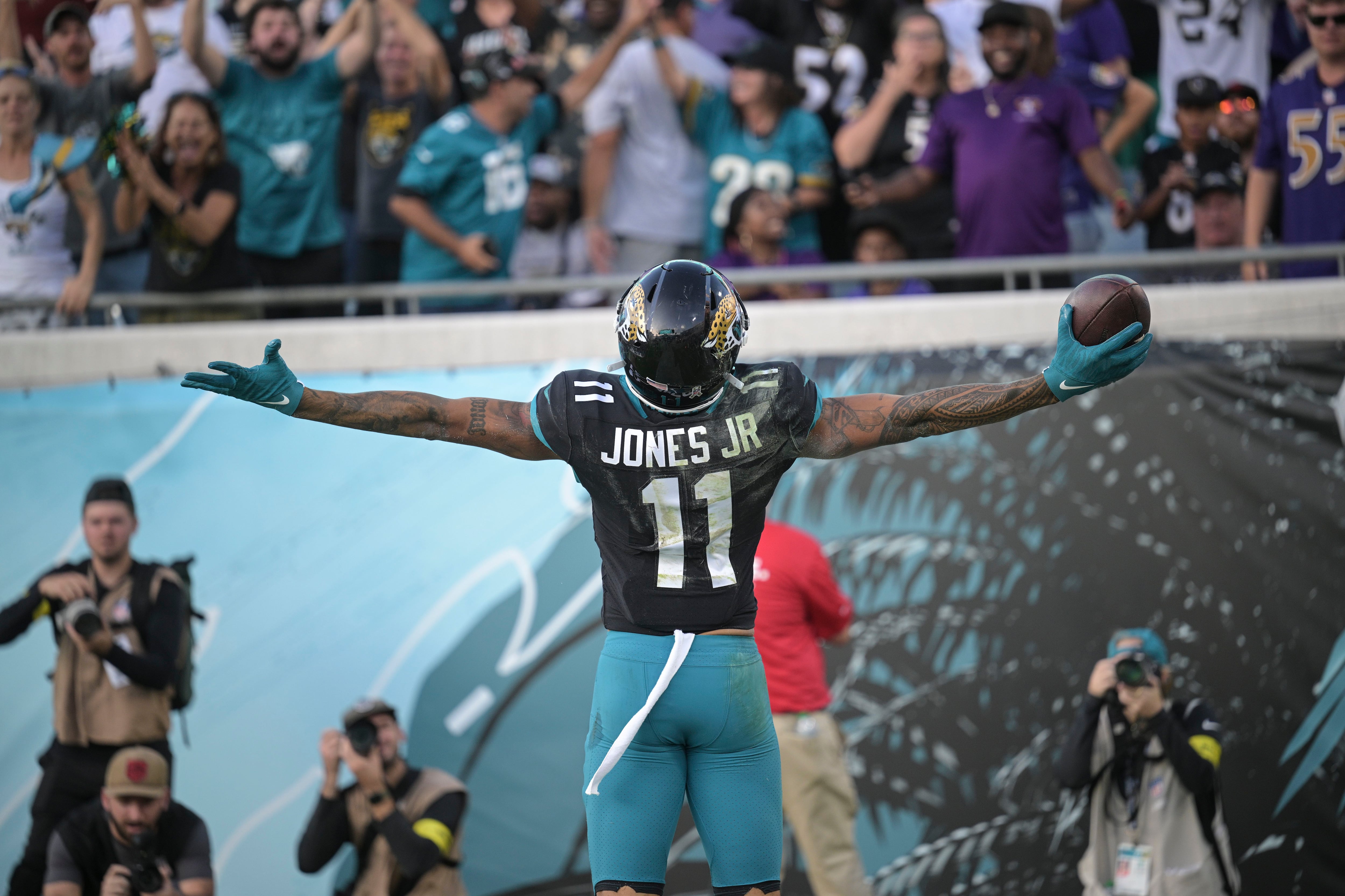 Jacksonville Jaguars routed in Detroit, 40-13