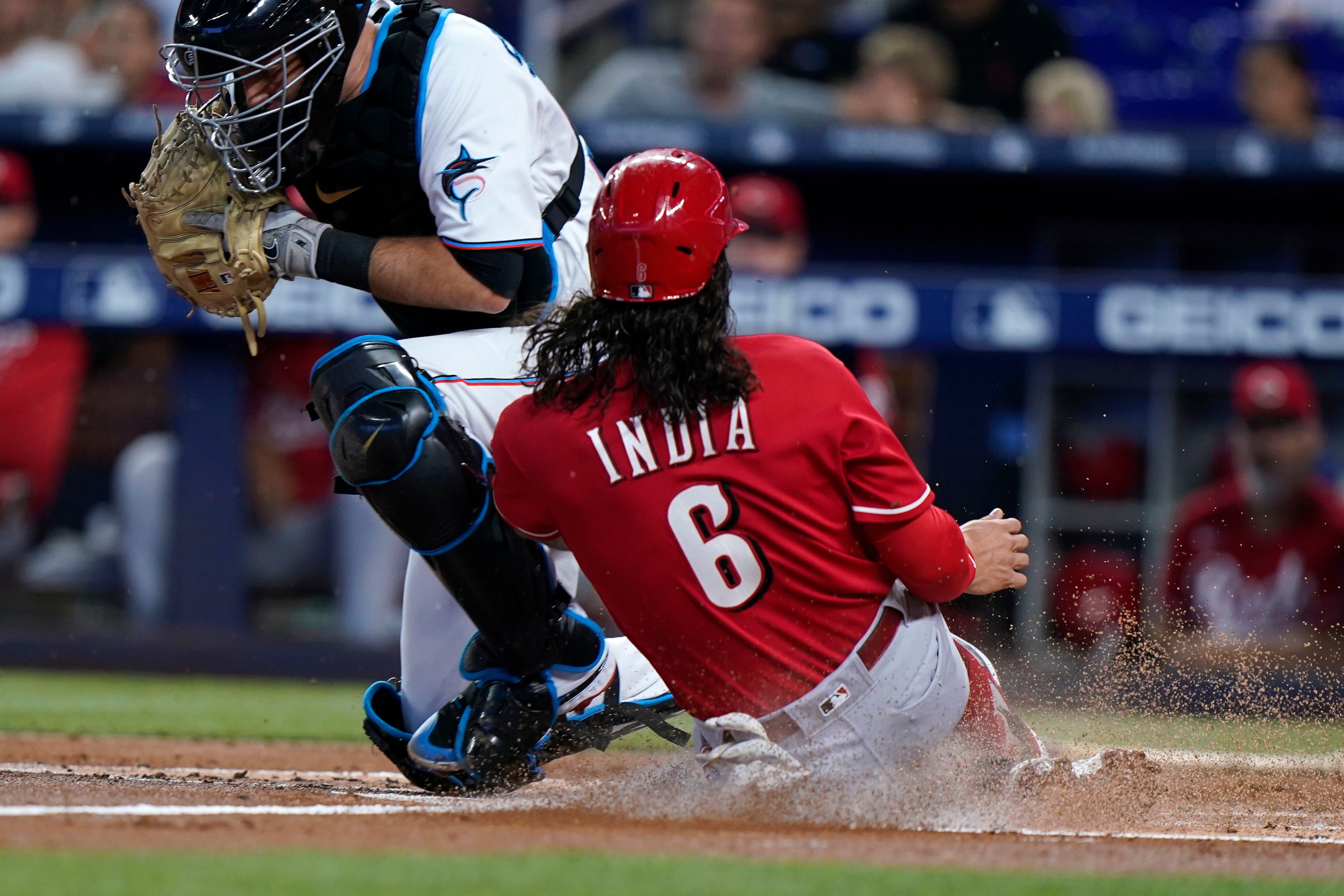 Sánchez, 4 relievers throw 4-hitter as Marlins blank Braves