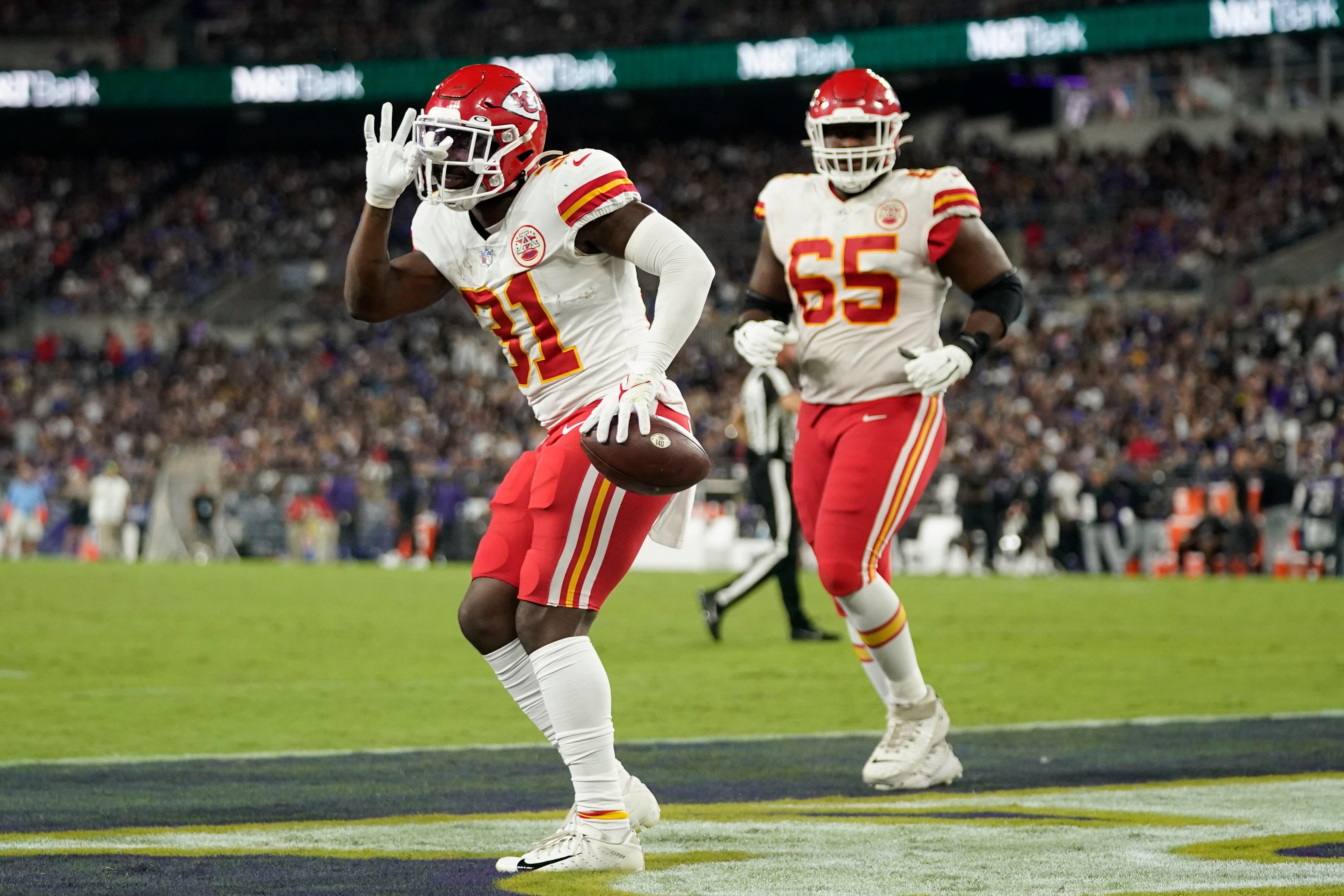 Chiefs defense exposed by Jackson, Ravens in 36-35 defeat