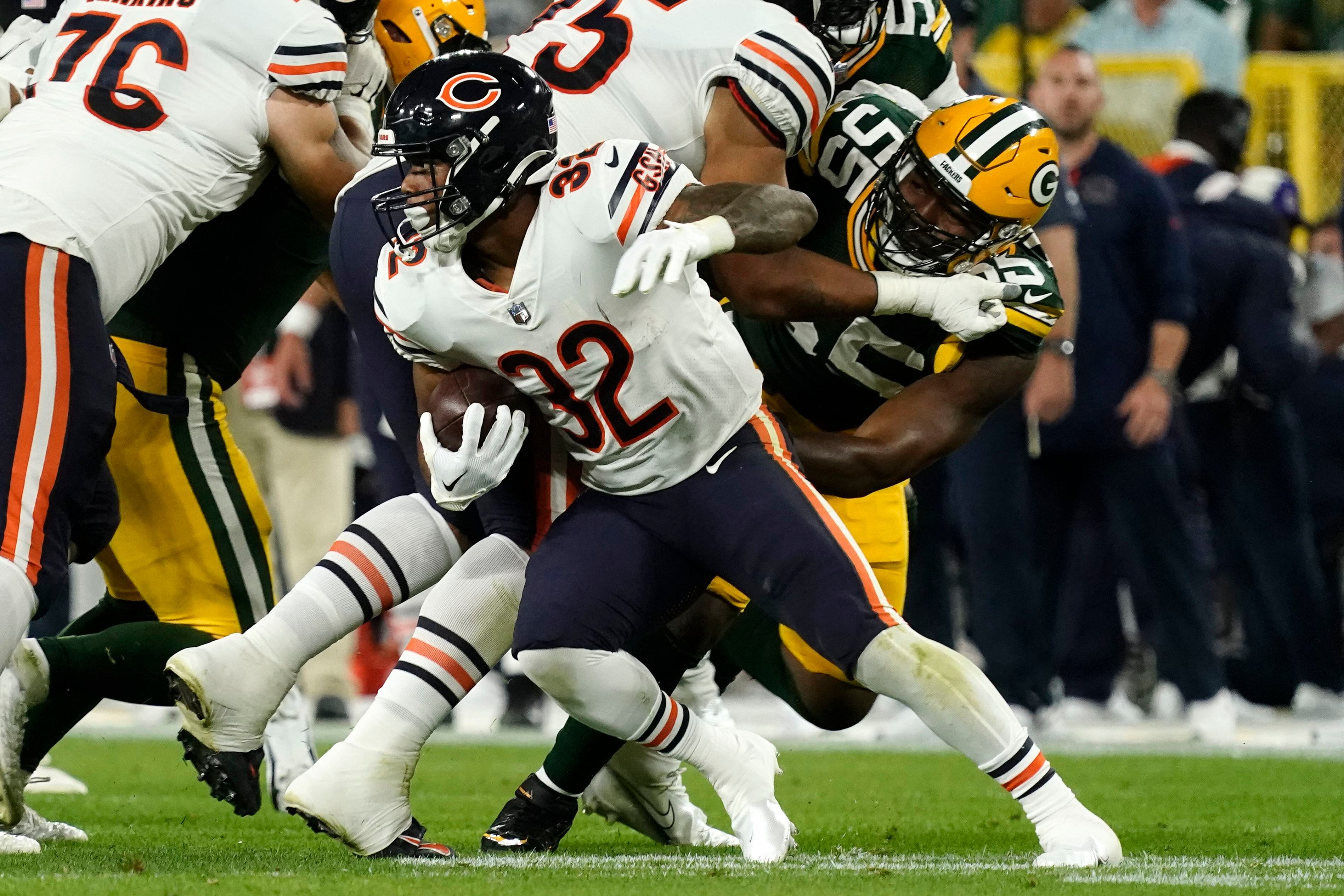 Aaron Jones, Packers' running game gash Bears en route to 27-10