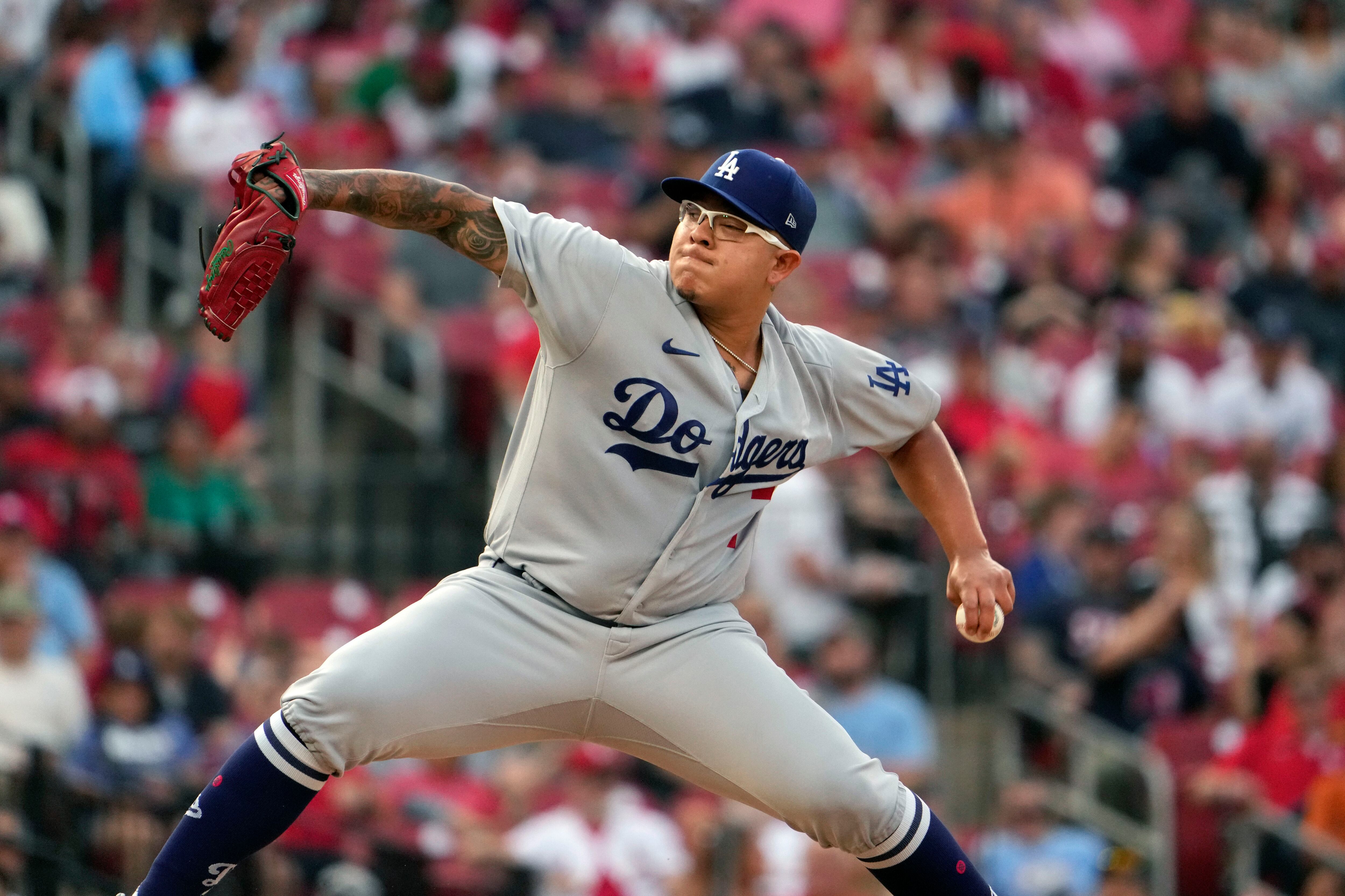 Dodgers Freddie Freeman hits grand slam for his 300th career home