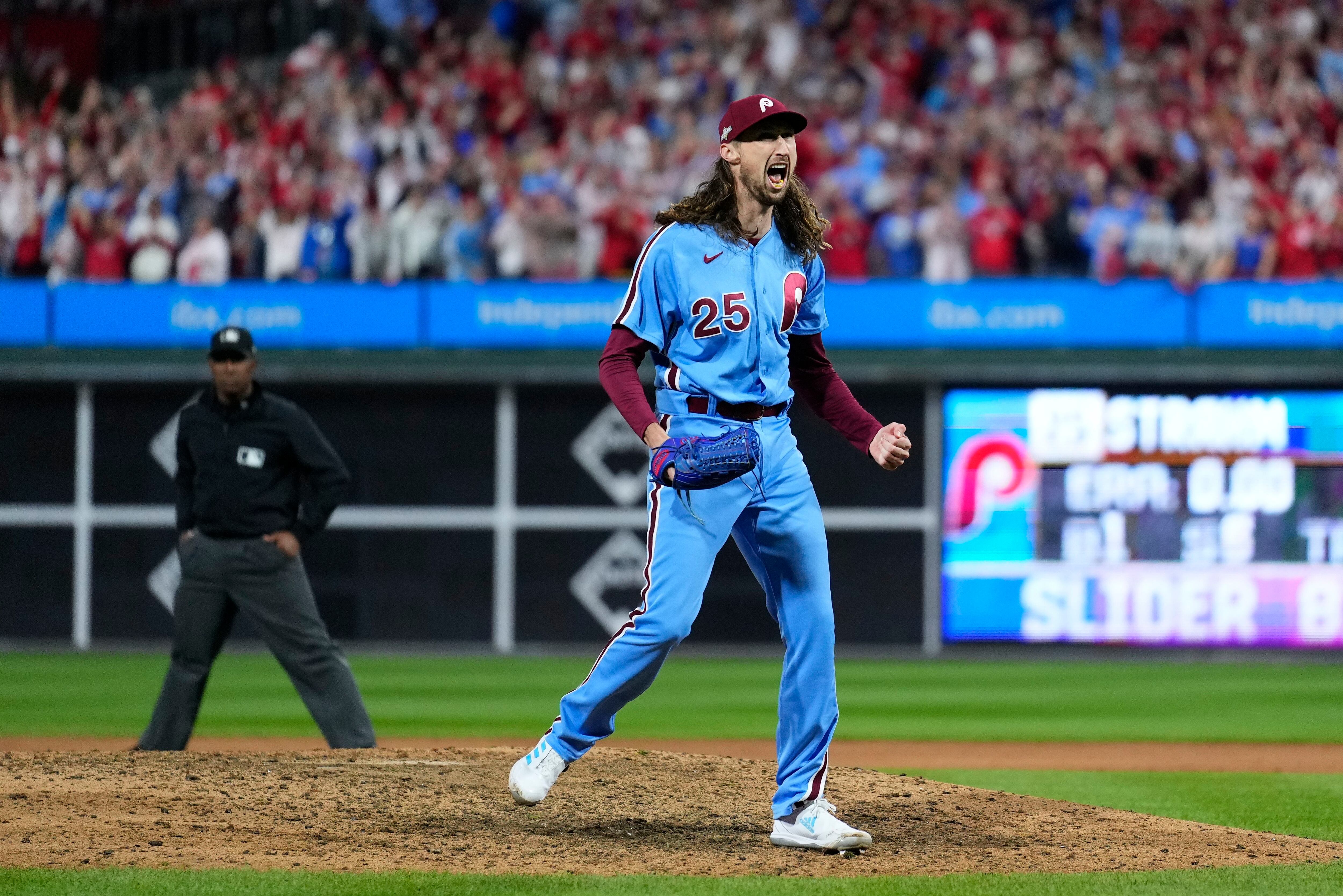 Man dressed as dancing bear at NLCS game wants to be Dodgers