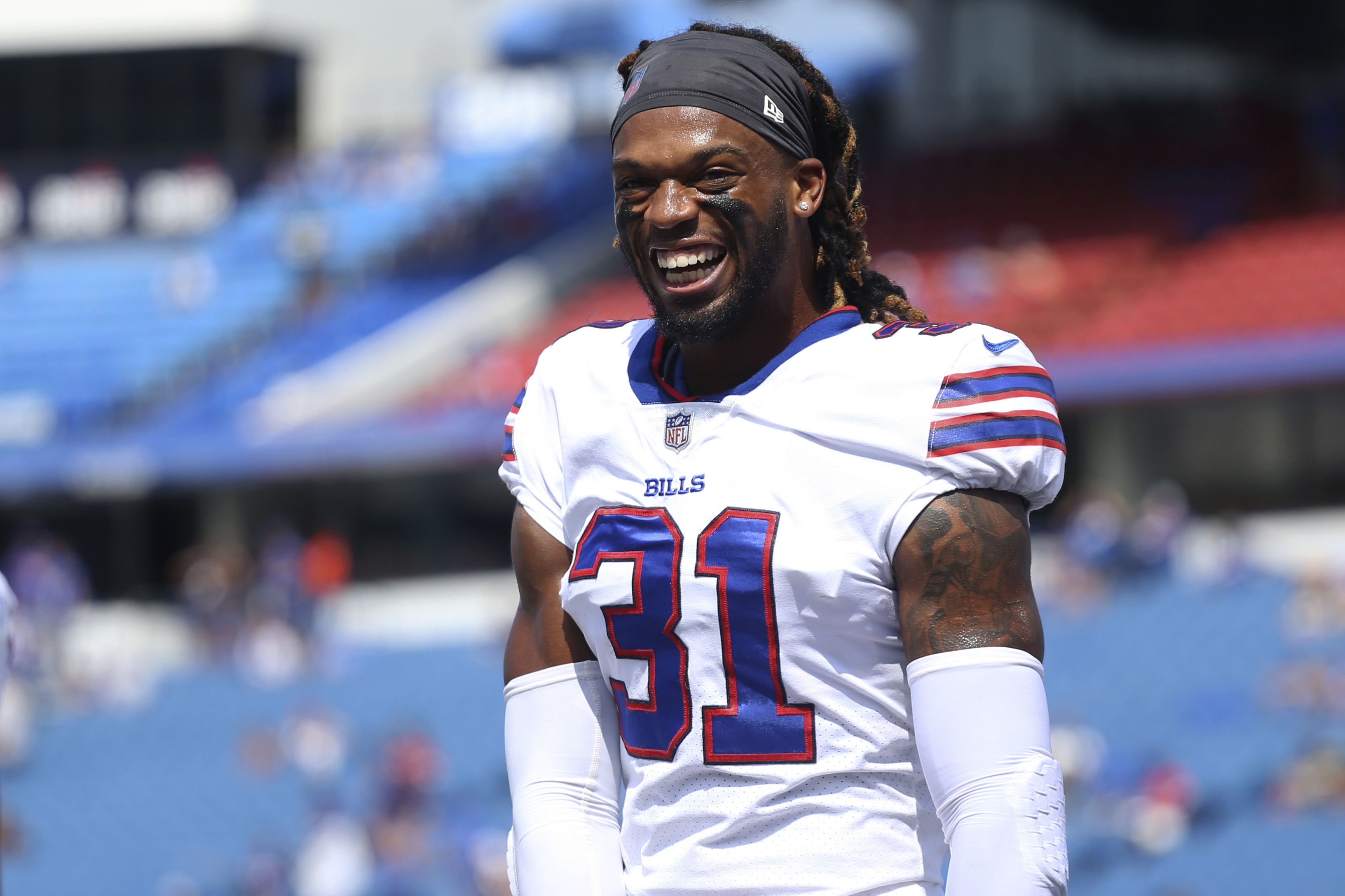 Monday Night Football' Game Postponed After Bills Player Collapses On Field  And Gets CPR; Damar Hamlin In “Critical Condition” At Hospital – Deadline