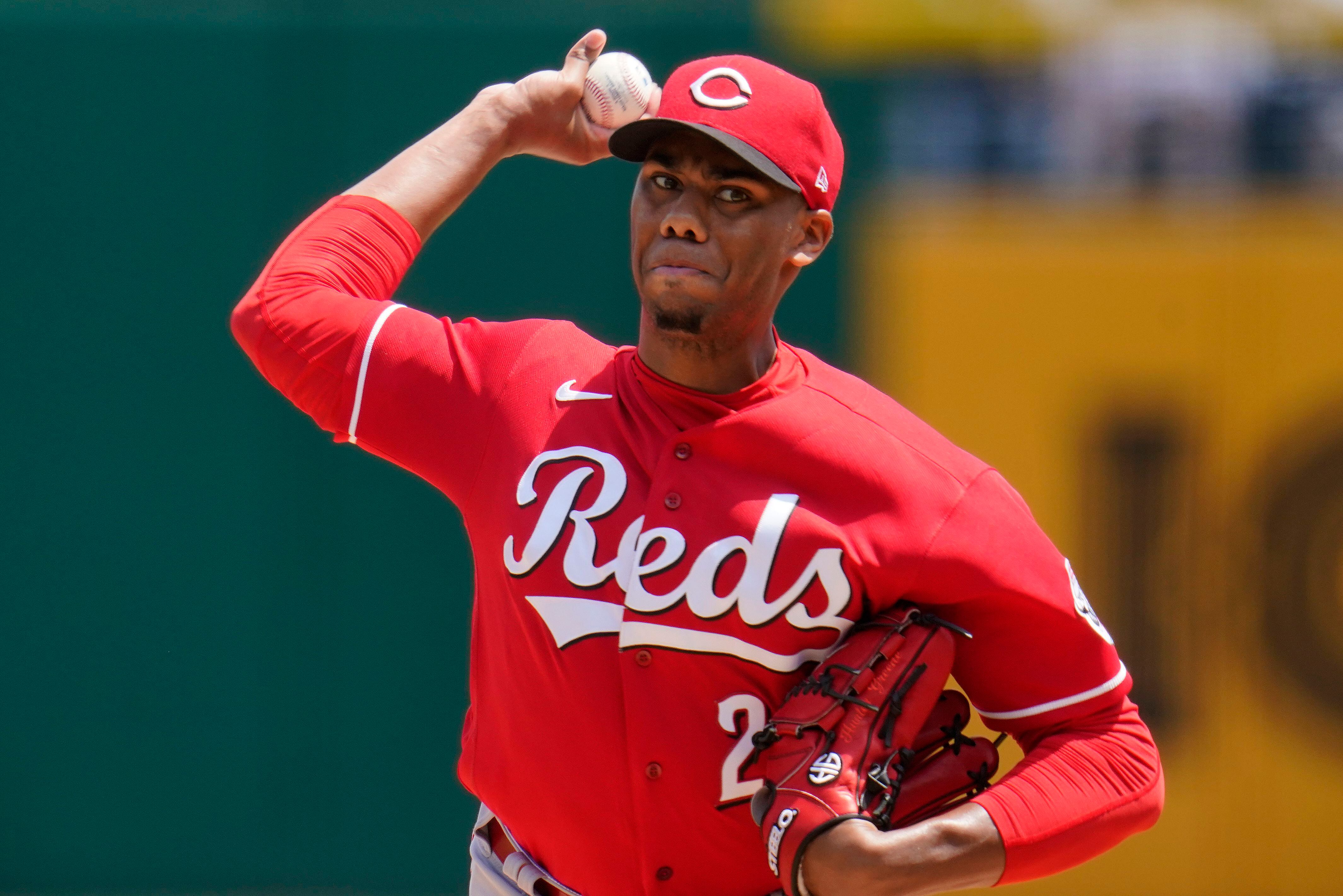 Reds pitcher Hunter Greene breaks MLB record for 100 mph pitches