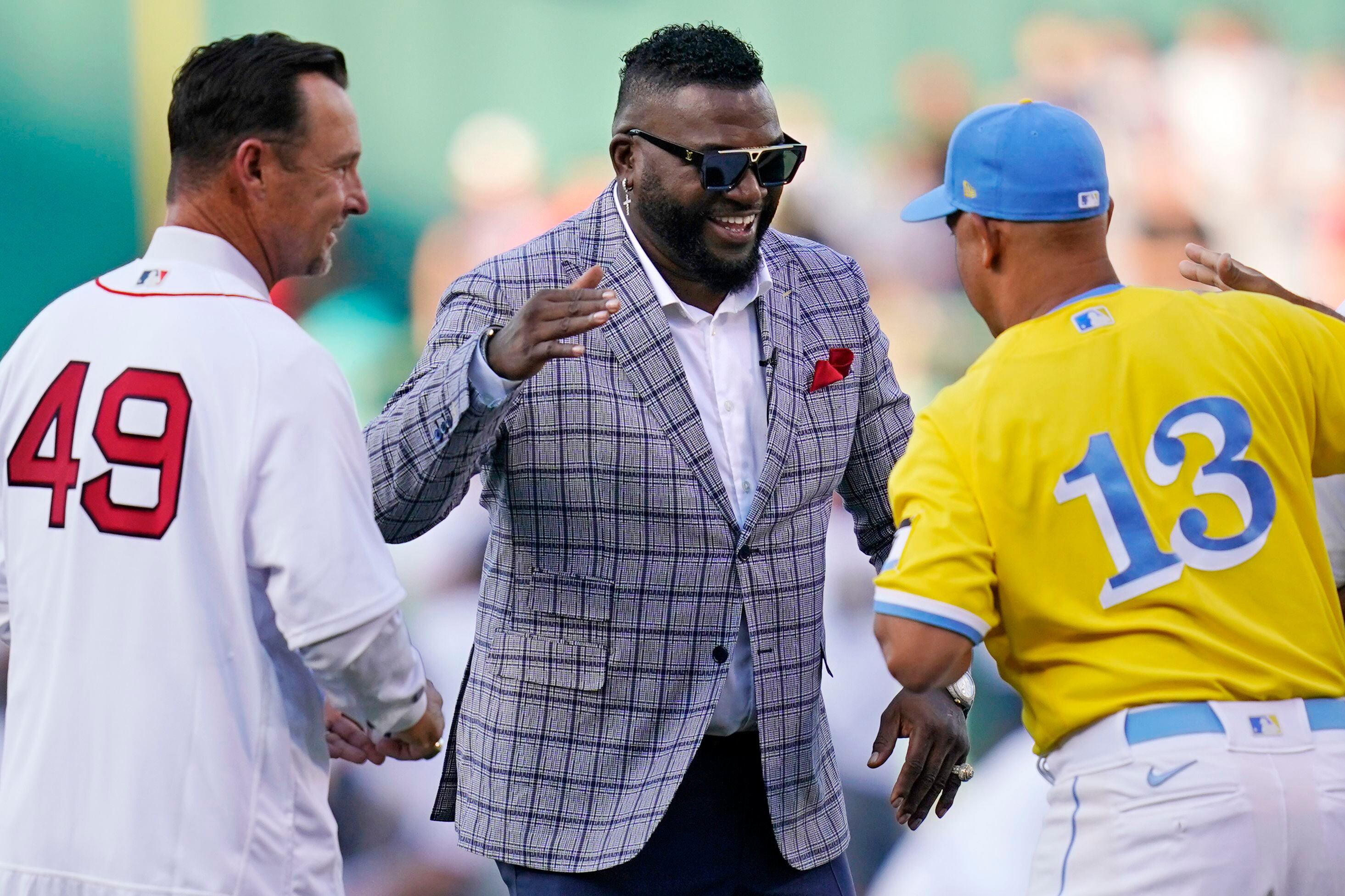 David Ortiz on X: Hey fans! Help me celebrate being elected into the  Baseball Hall of Fame by donating a “Big Papi Brave Gown” to hospitalized  children. 🙌🏿🙌🏿   / X