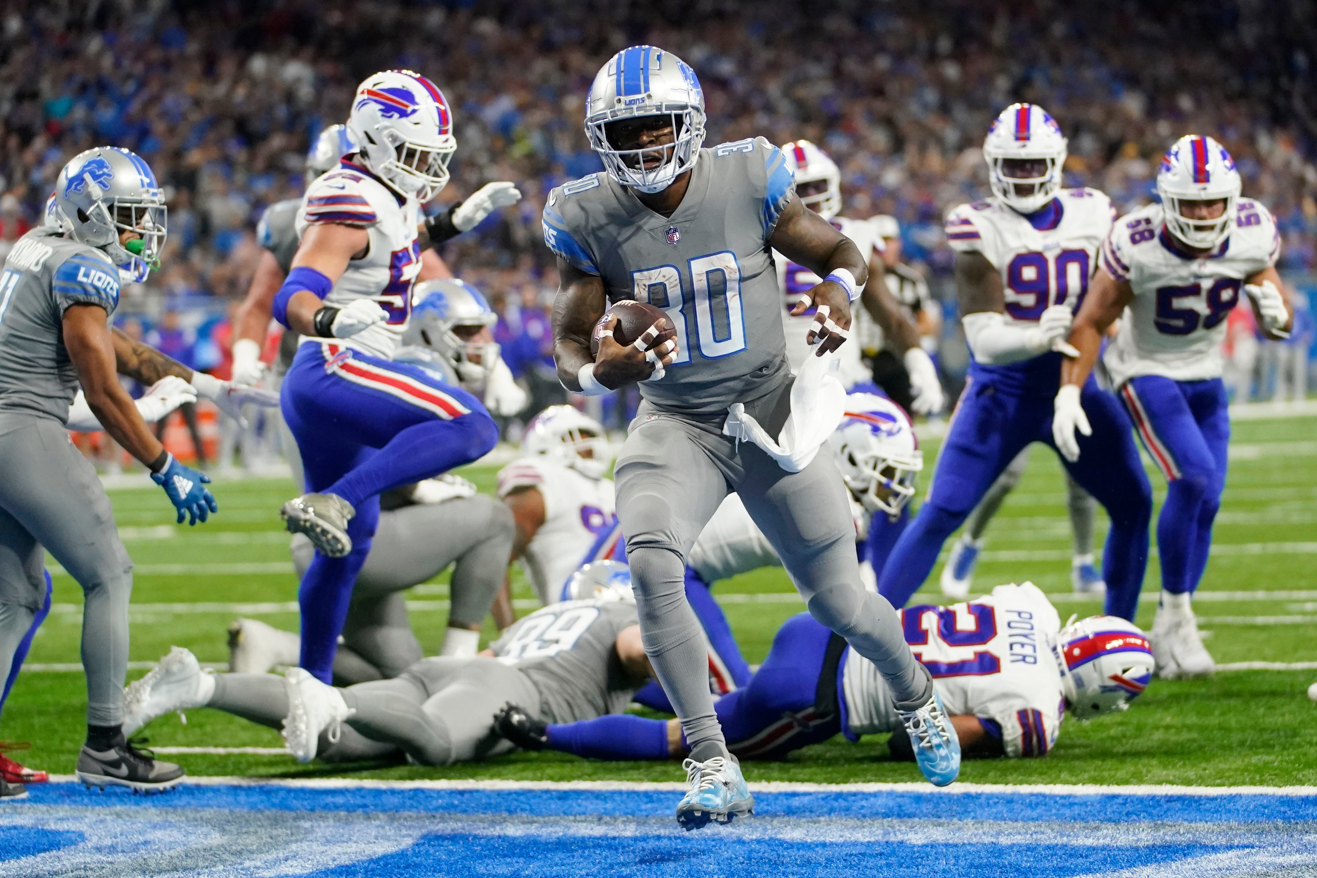 Bills beat Lions on last-second field goal, Miller leaves with injury