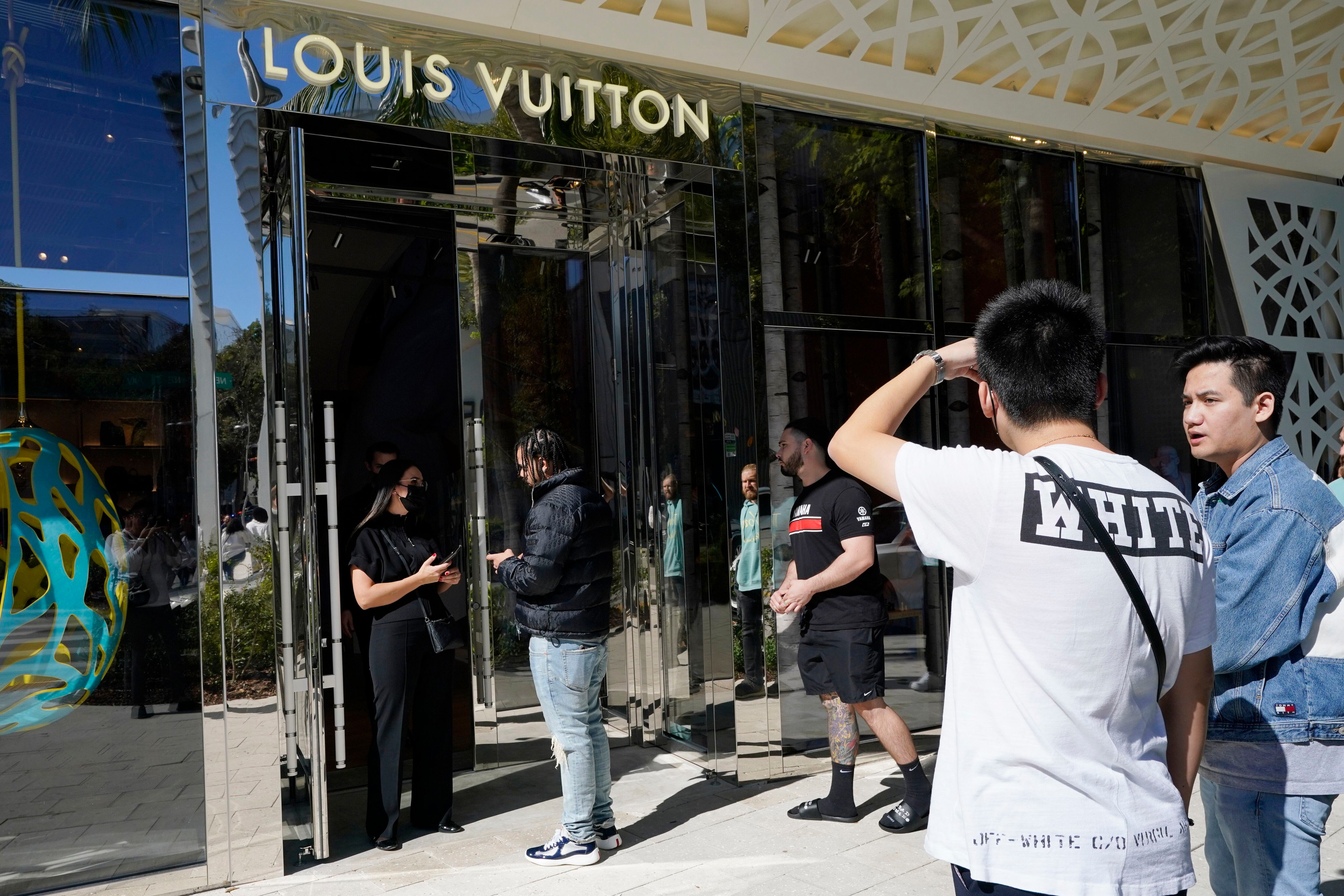 Louis Vuitton's Tribute to Virgil Abloh - UnnamedProject