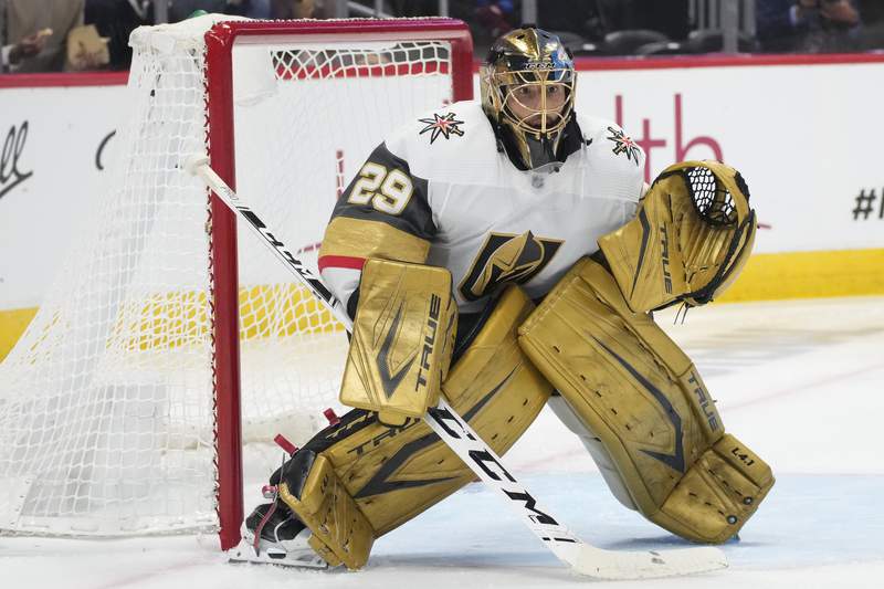 Wild plan to ride 'Gus Bus' and Fleury in true goalie tandem