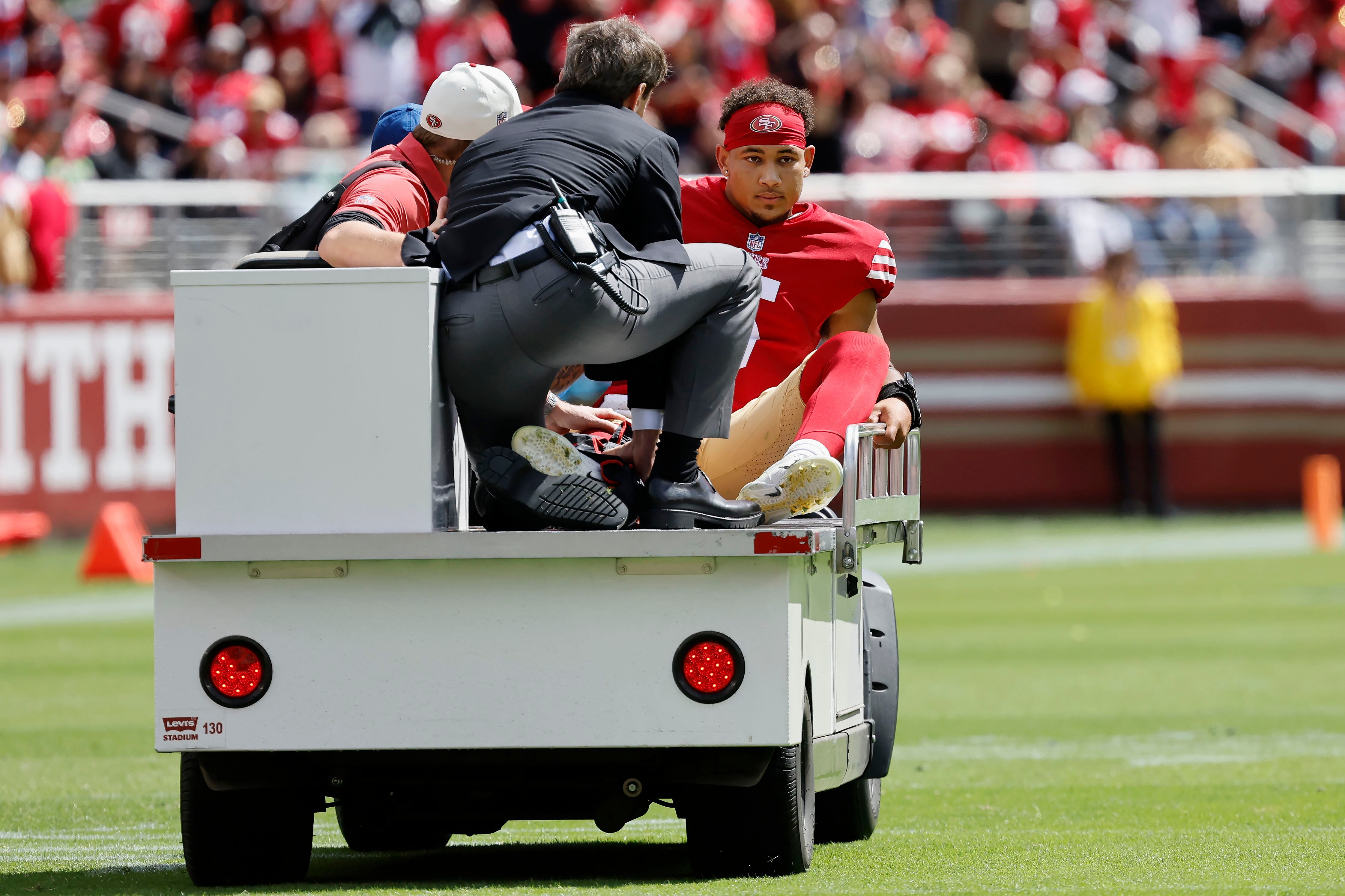 Jimmy Garoppolo takes over for 49ers after QB Trey Lance carted off with  injury 