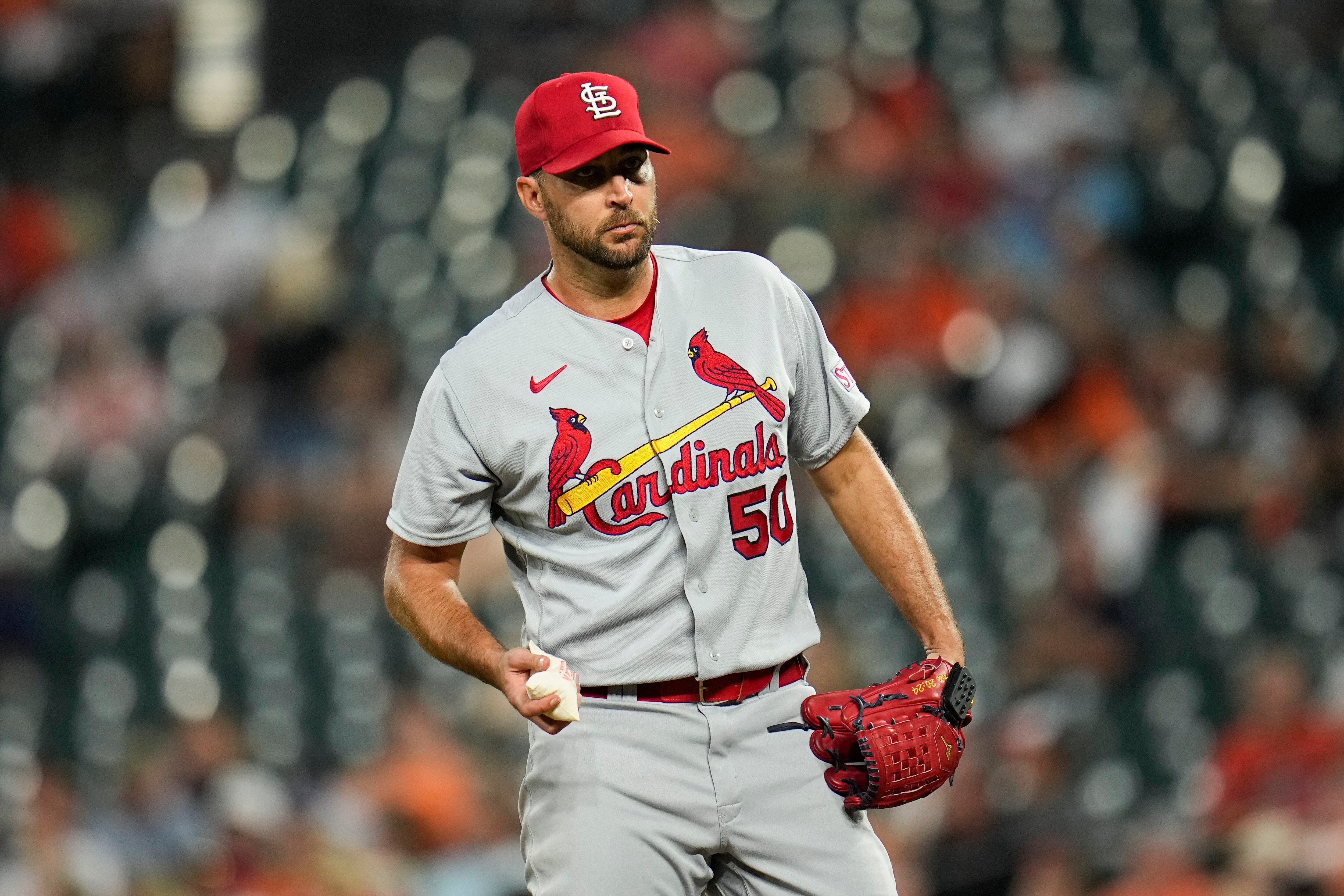 Adam Wainwright looking forward to one more season with Yadier