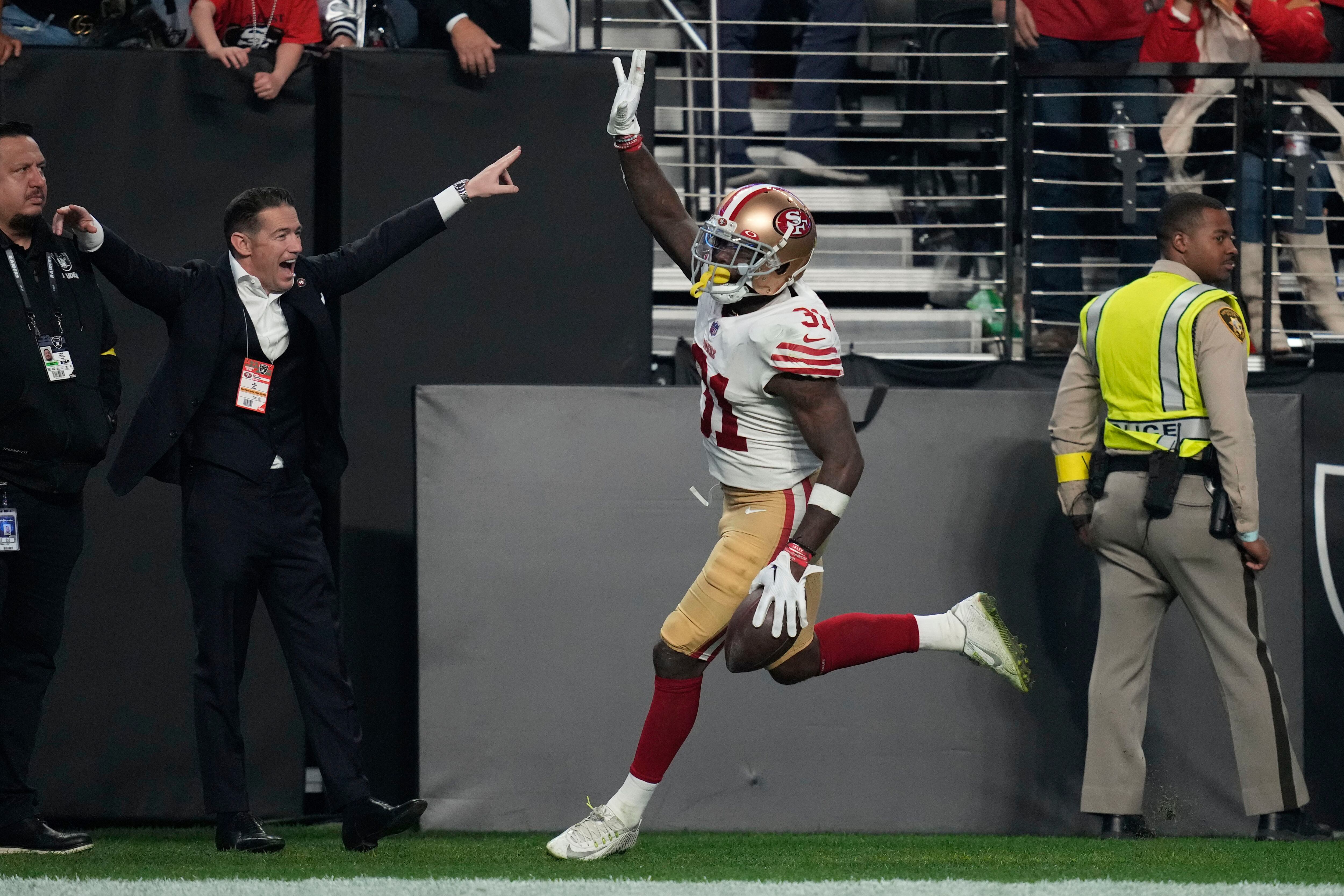 Alert: 49ers Sign Former Pro-Bowl Safety Tashaun Gipson, 49ers Report by  Chat Sports