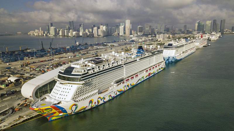 Your favorite teacher could win a free cruise, school donation from Norwegian Cruises