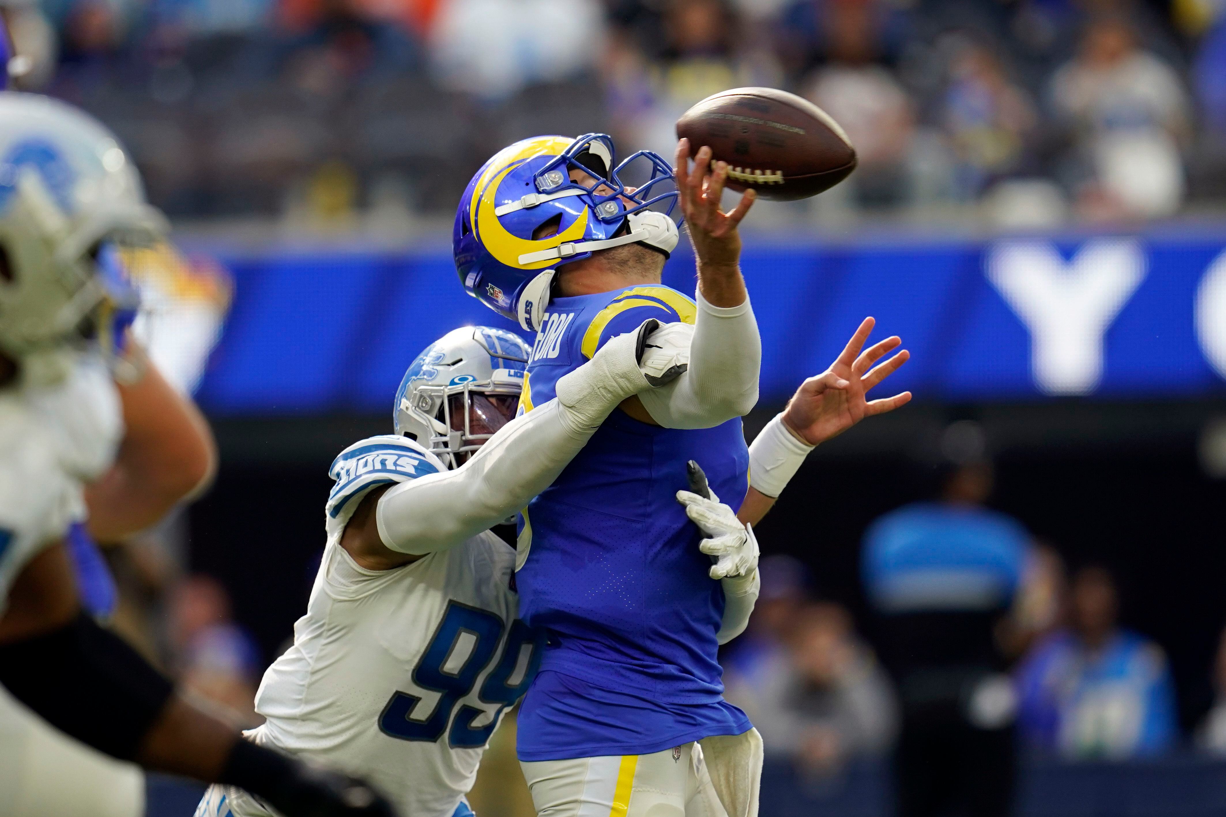 Stafford throws 3 TD passes, Rams edge Goff's Lions 28-19