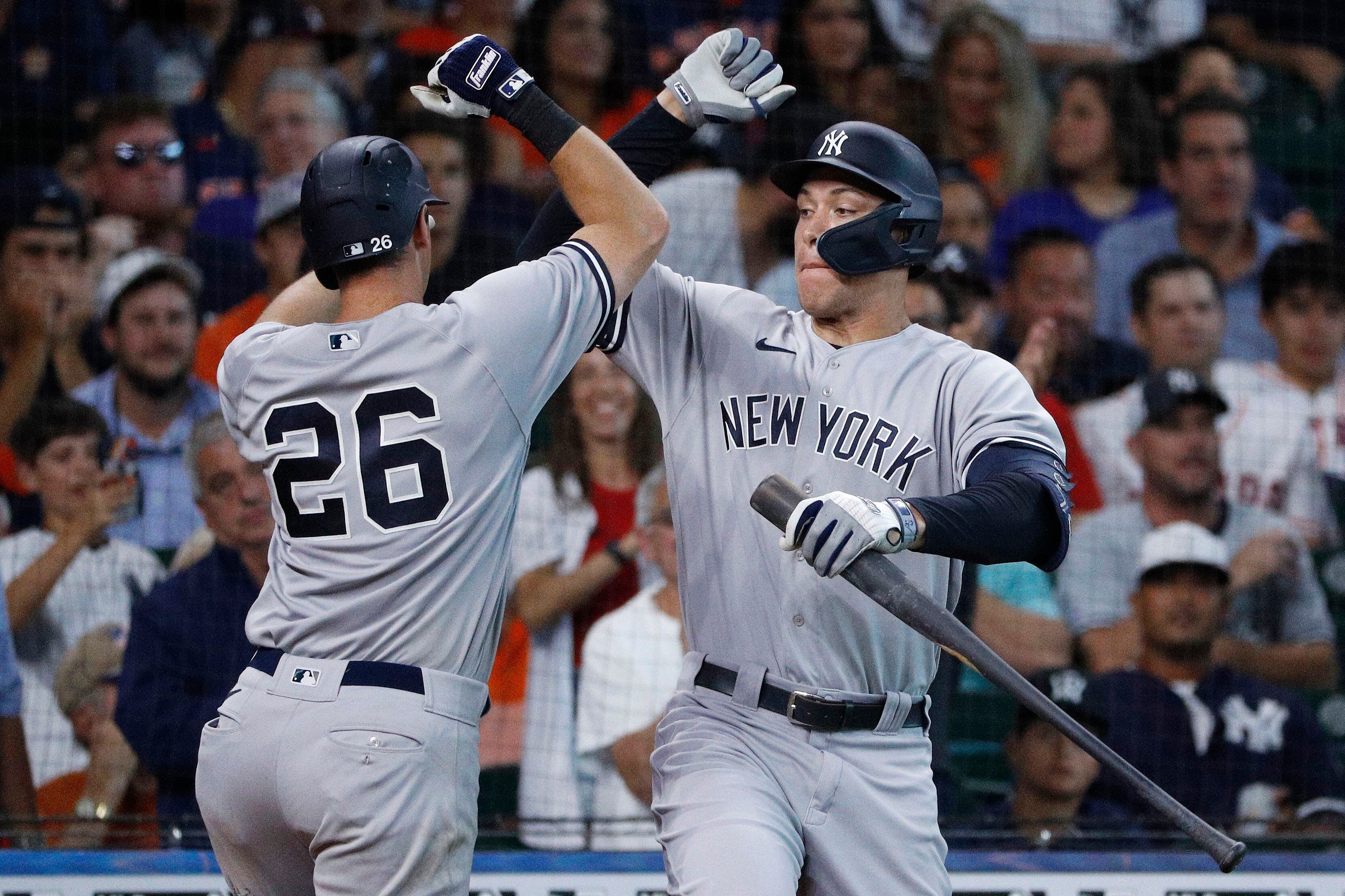 Alvarez homers as Astros down Yankees 7-5 for DH sweep