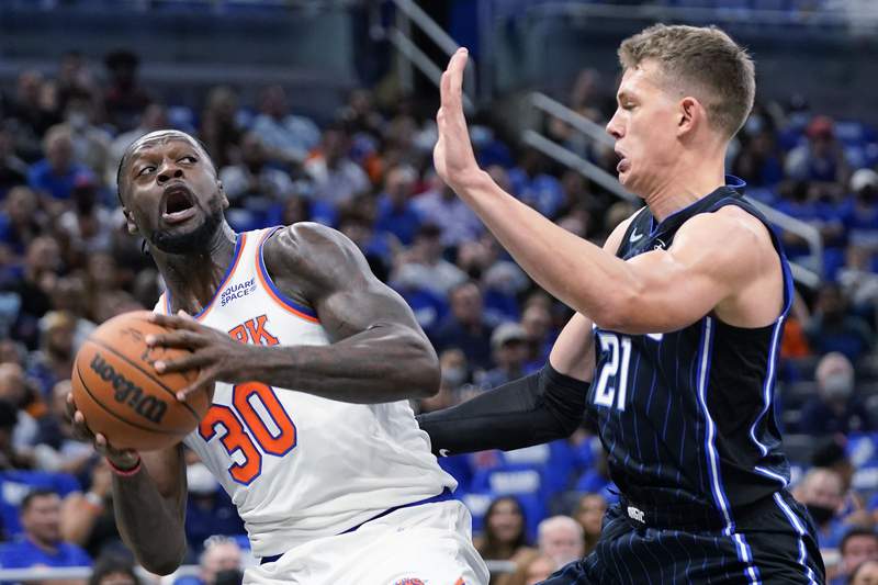 Ross’ 22-point 4th quarter leads Magic over Knicks 110-104