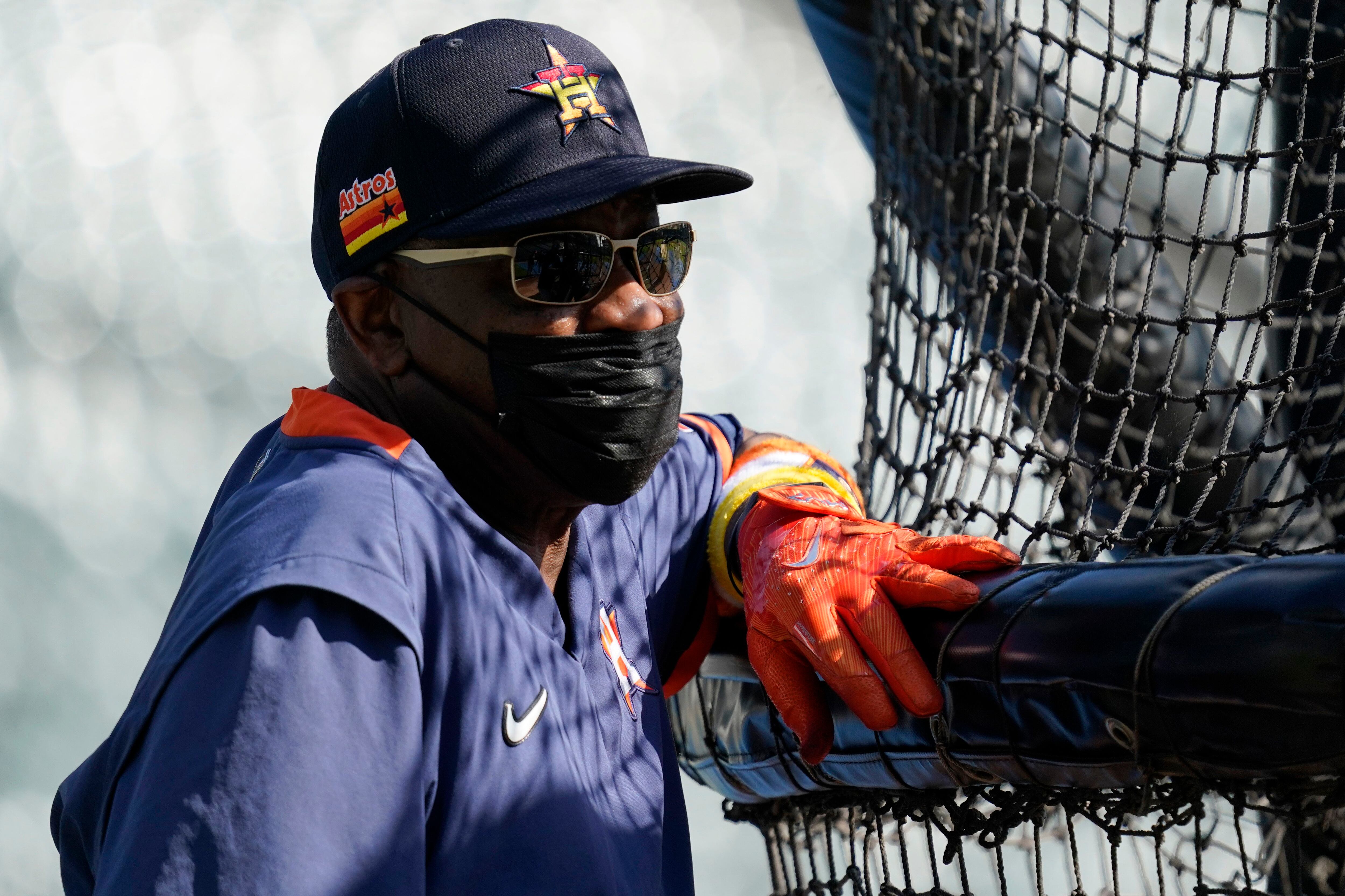 Astros try to sweep White Sox as ALDS shifts to Chicago