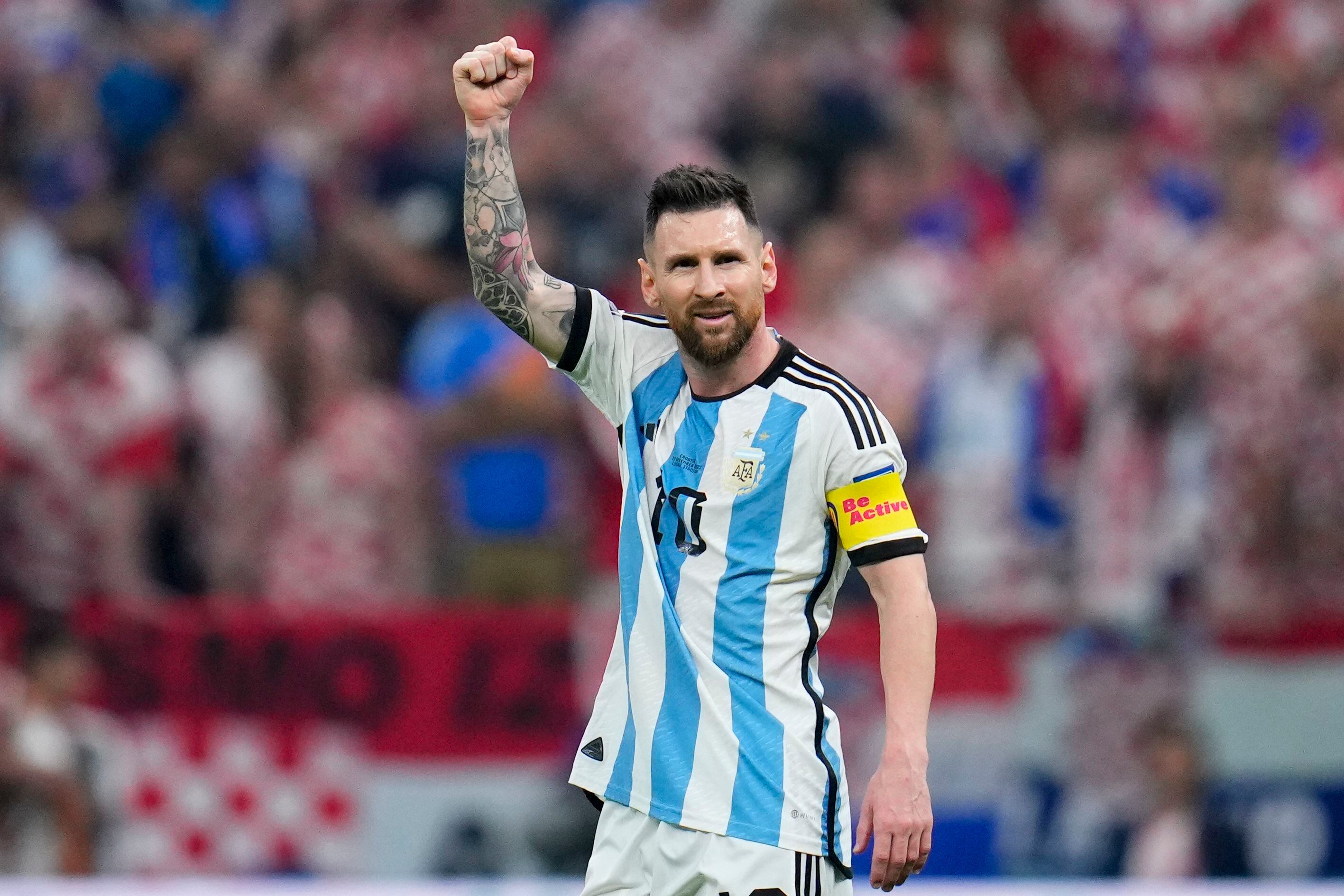 Lionel Messi's Magical Run And Assist In World Cup Semi-Final vs Croatia.  Watch