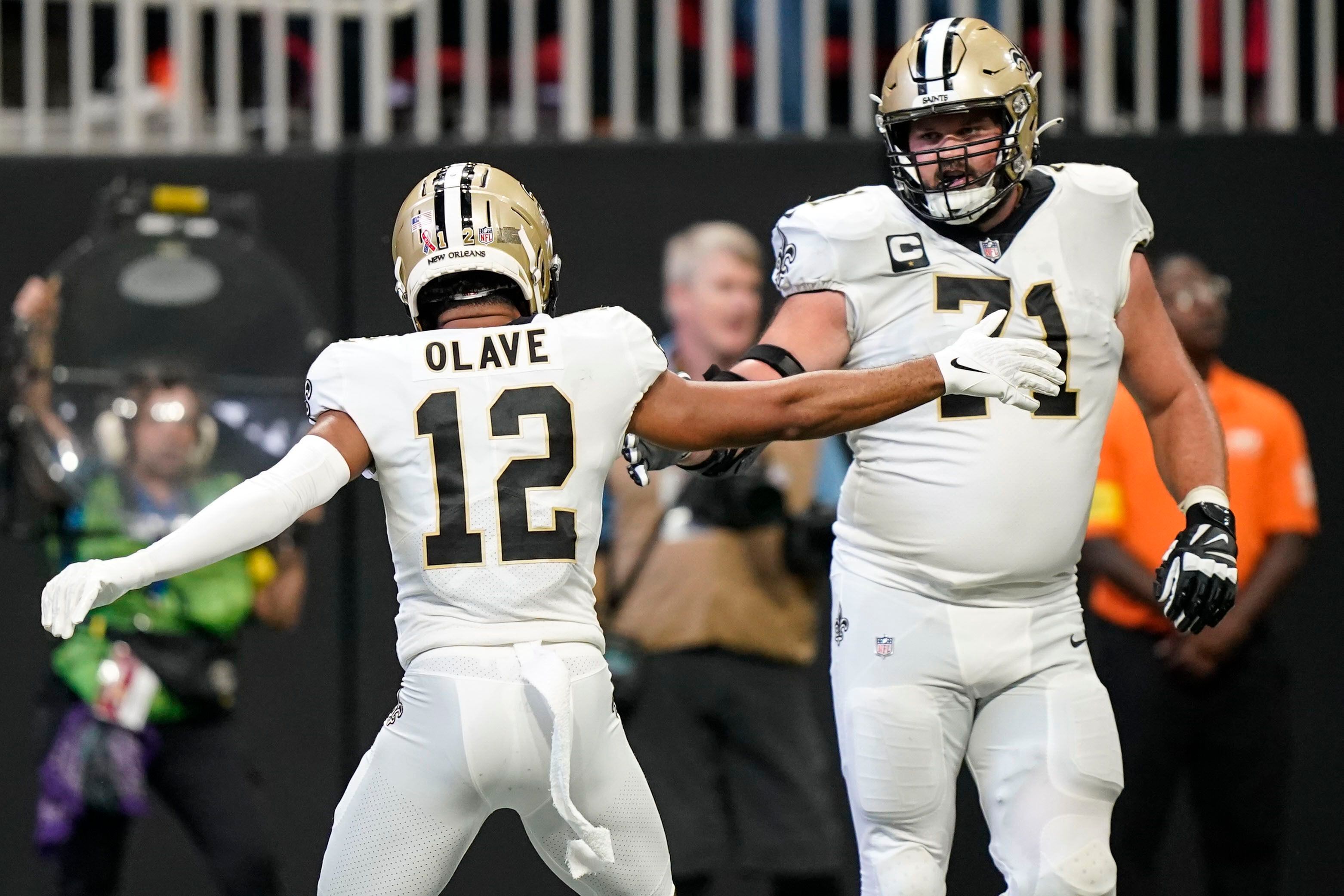 Saints pull off improbable comeback to beat Falcons 27-26