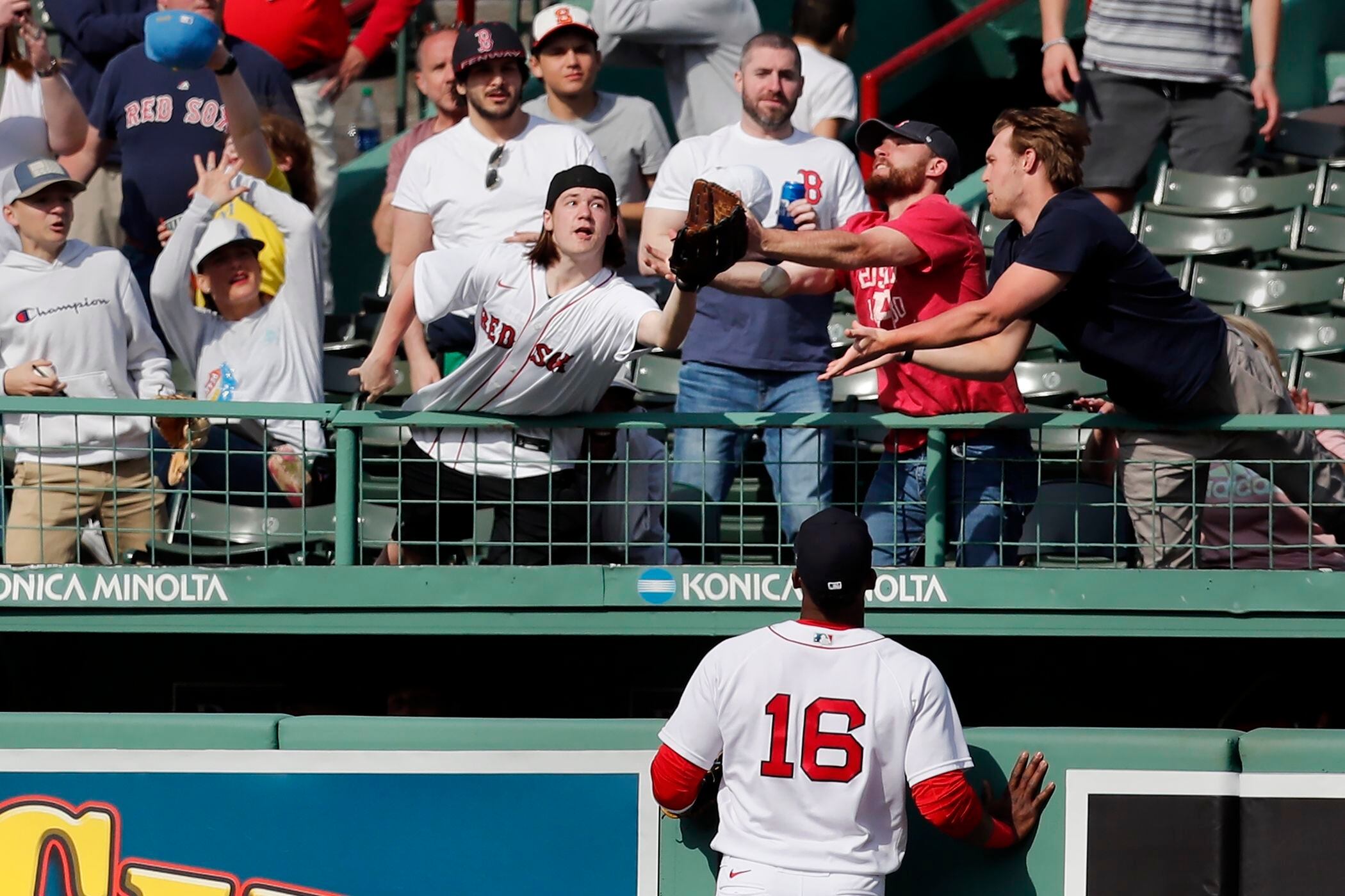 Baseball fans hopeful for end of MLB lockout as JetBlue Park hosts