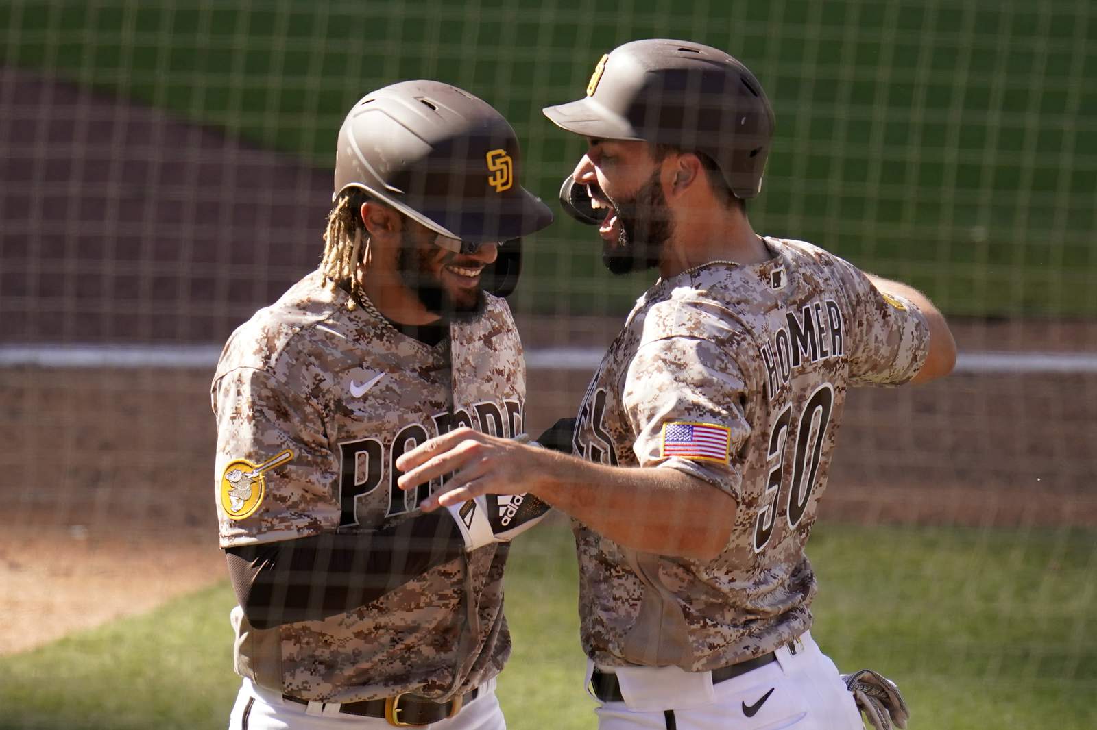 Jake Cronenworth, Padres rally to stun Dodgers 5-3 to reach NLCS