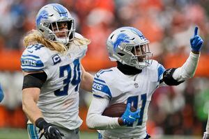 PHOTOS: Browns hold off winless Lions, 13-10