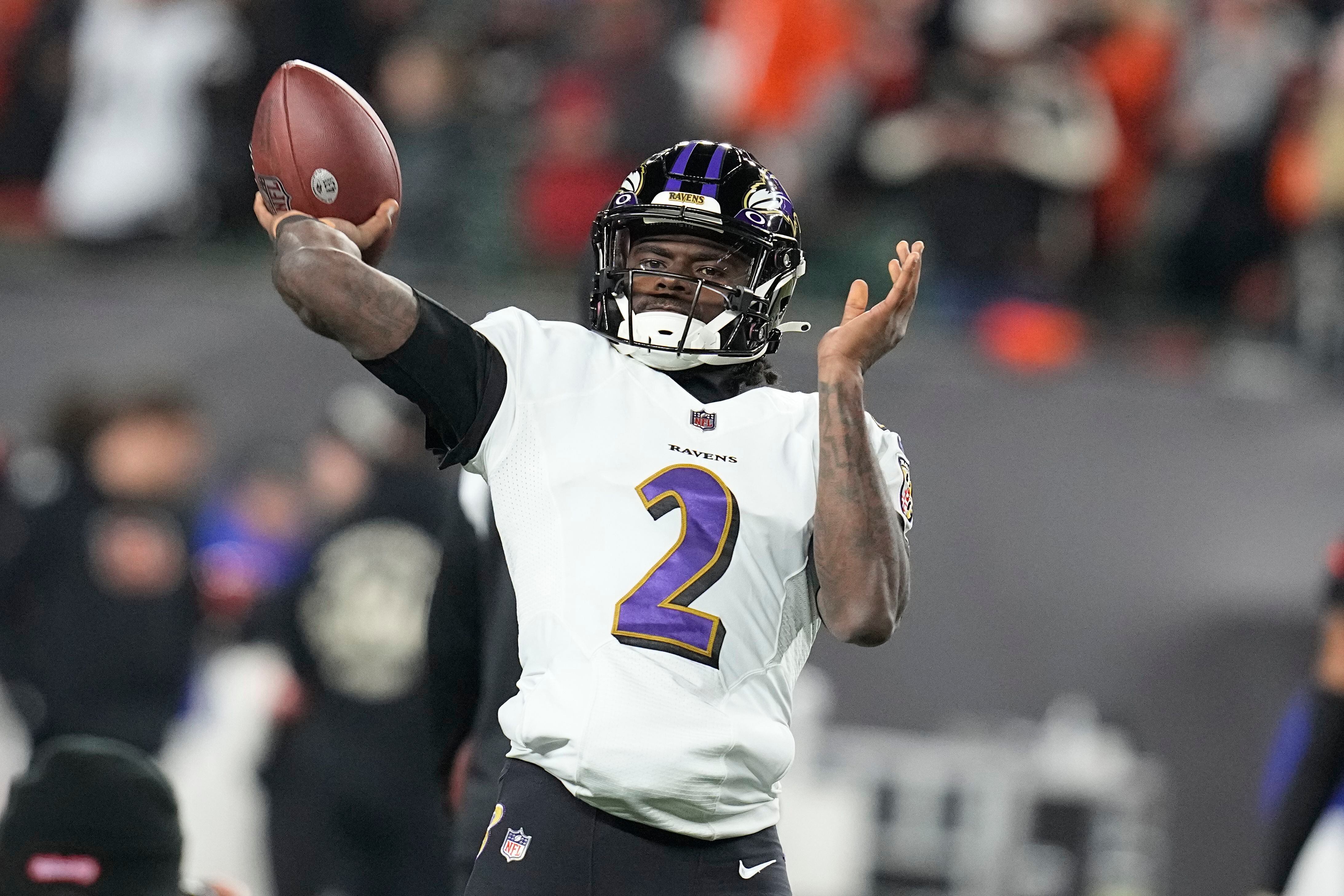 Sources - Ravens to play both Tyler Huntley, Anthony Brown vs