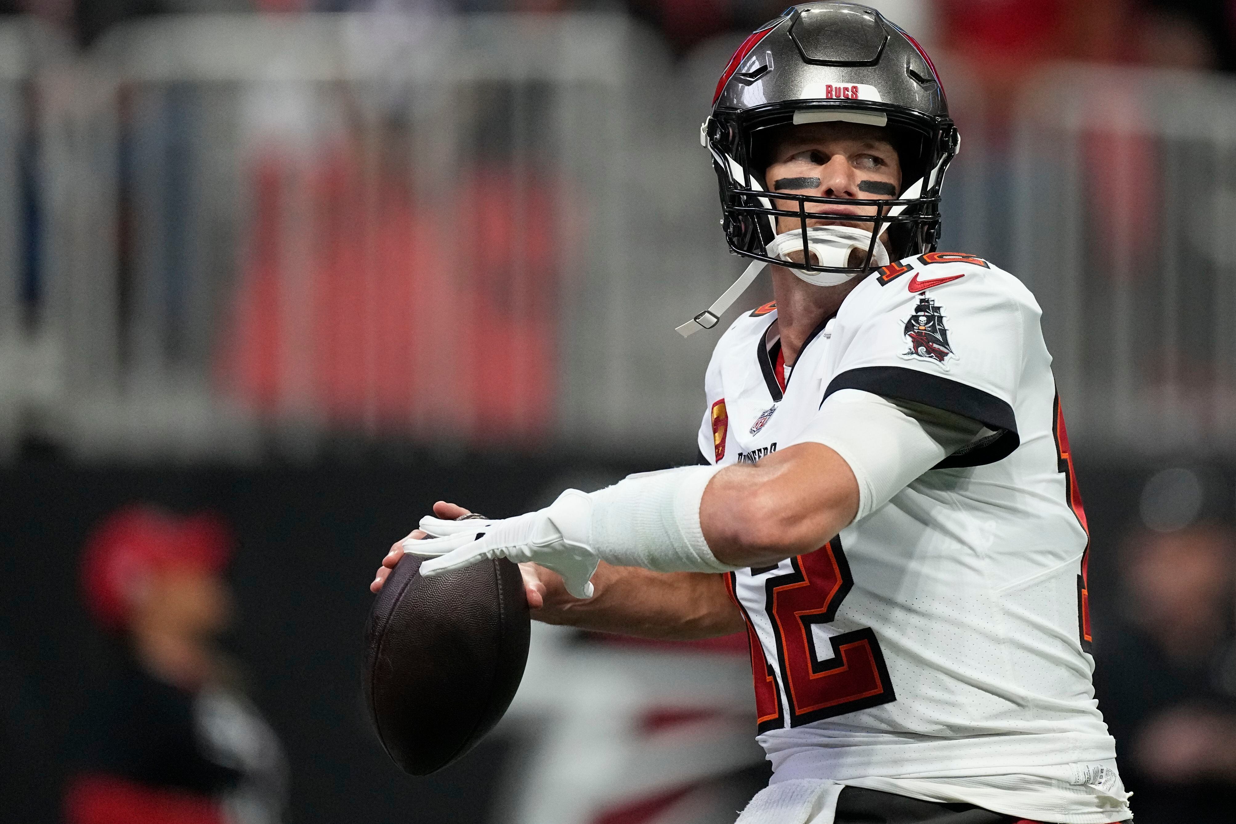 Brady nears completions record as Buccaneers visit Falcons - The San Diego  Union-Tribune