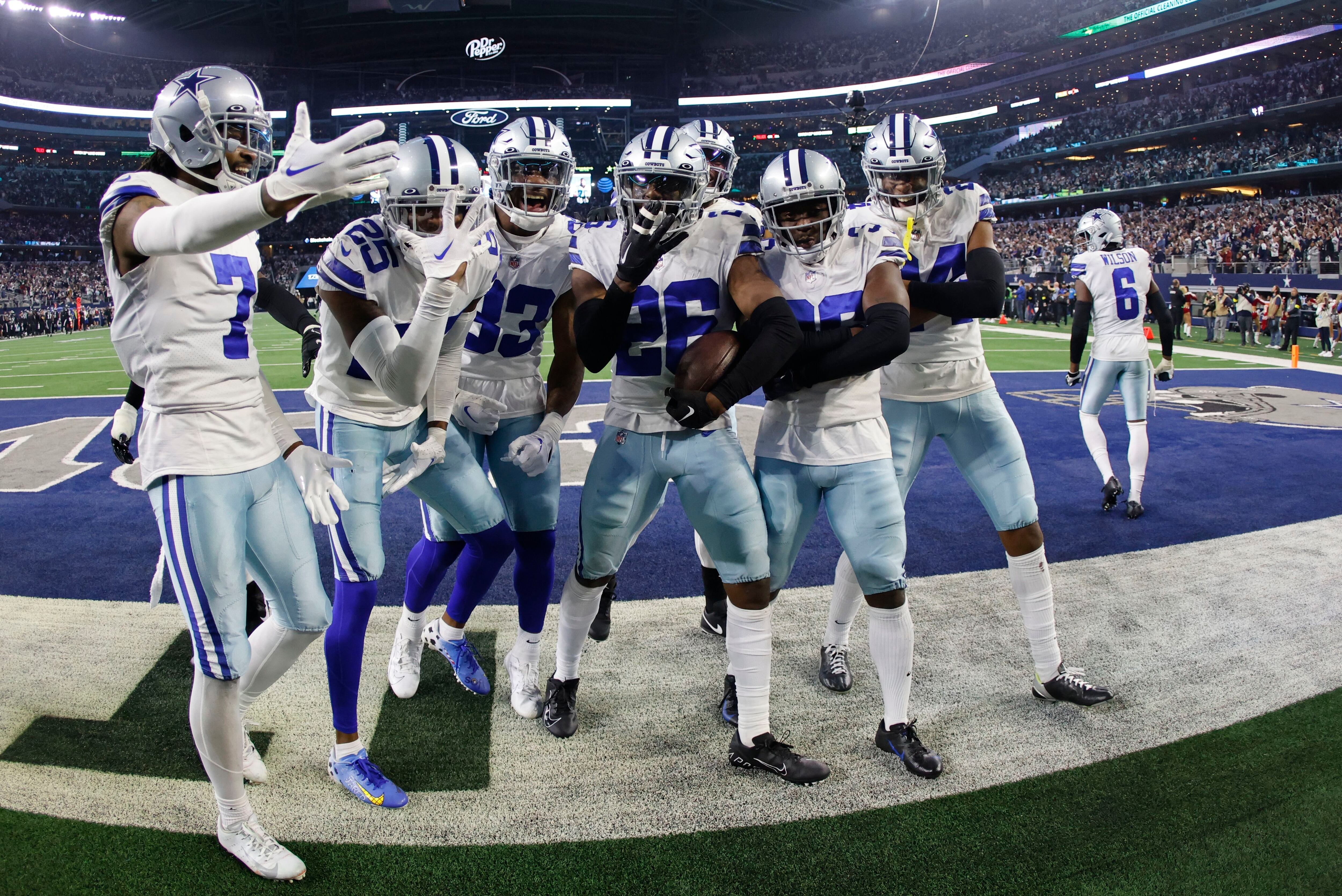 Dallas Cowboys win 40-34, make Philadelphia Eagles wait on top seed