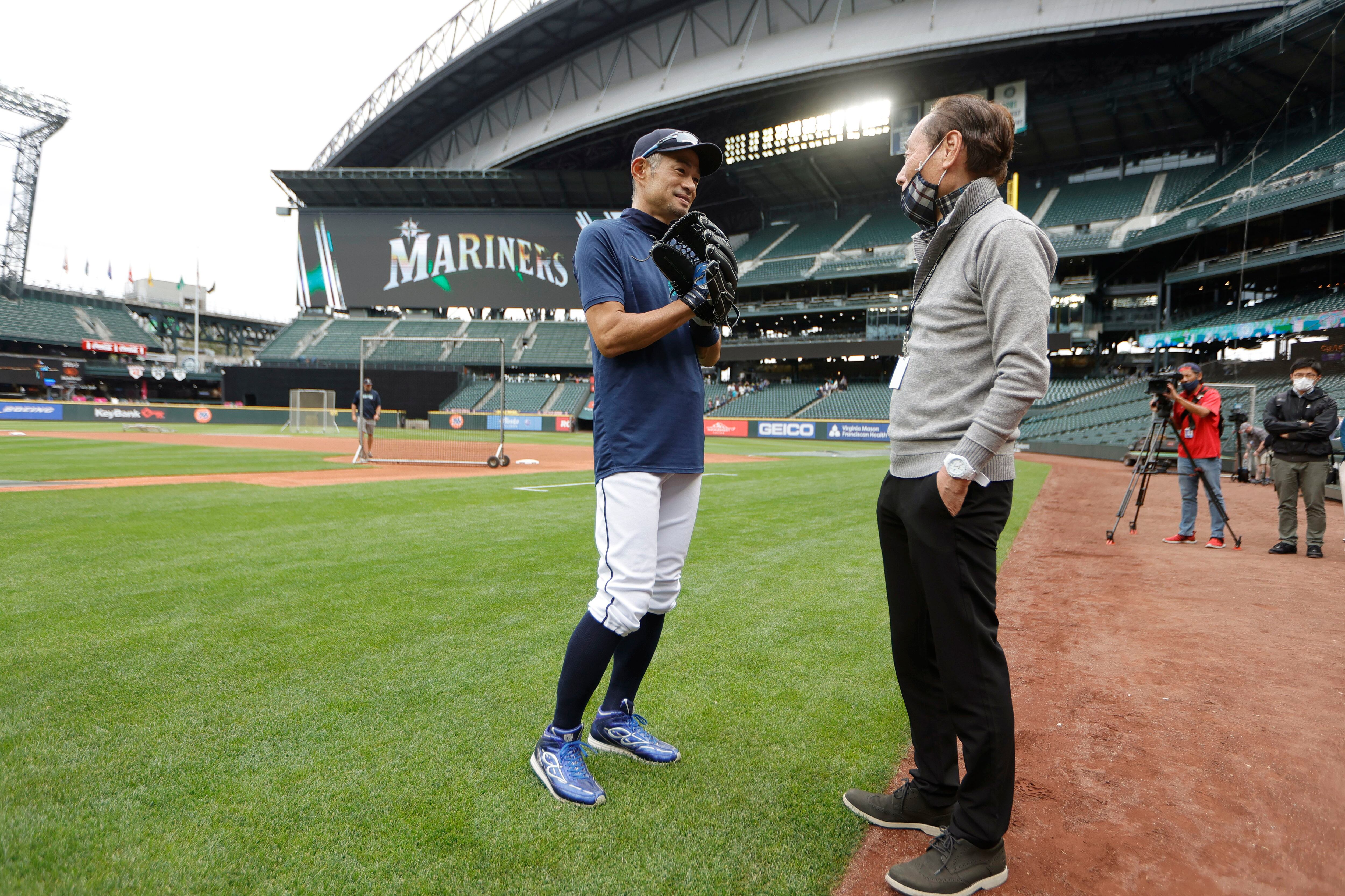 Ichiro's honor by Mariners seems a precursor to Cooperstown