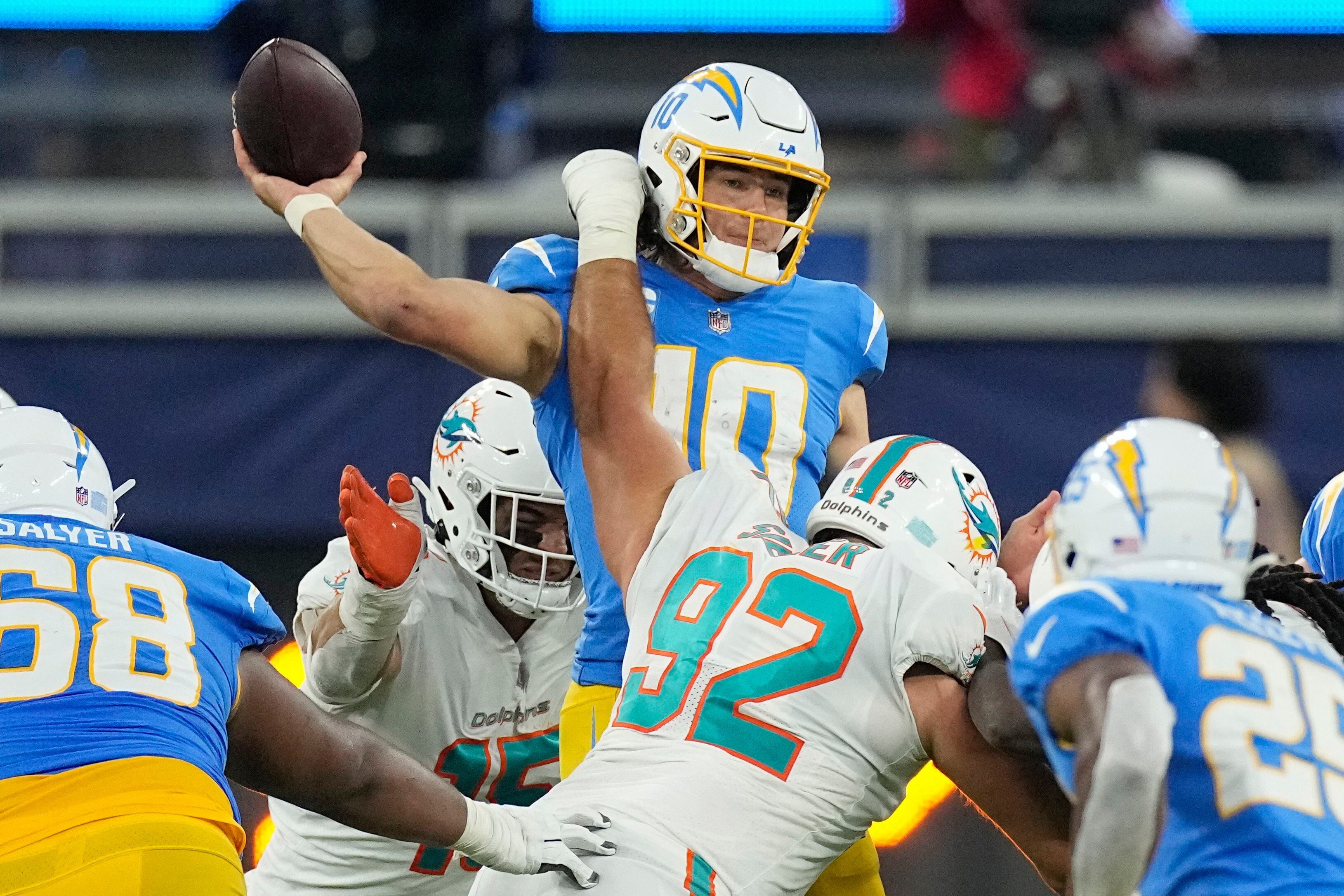 Miami Dolphins, Tua Tagovailoa play Los Angeles Chargers, Justin Herbert