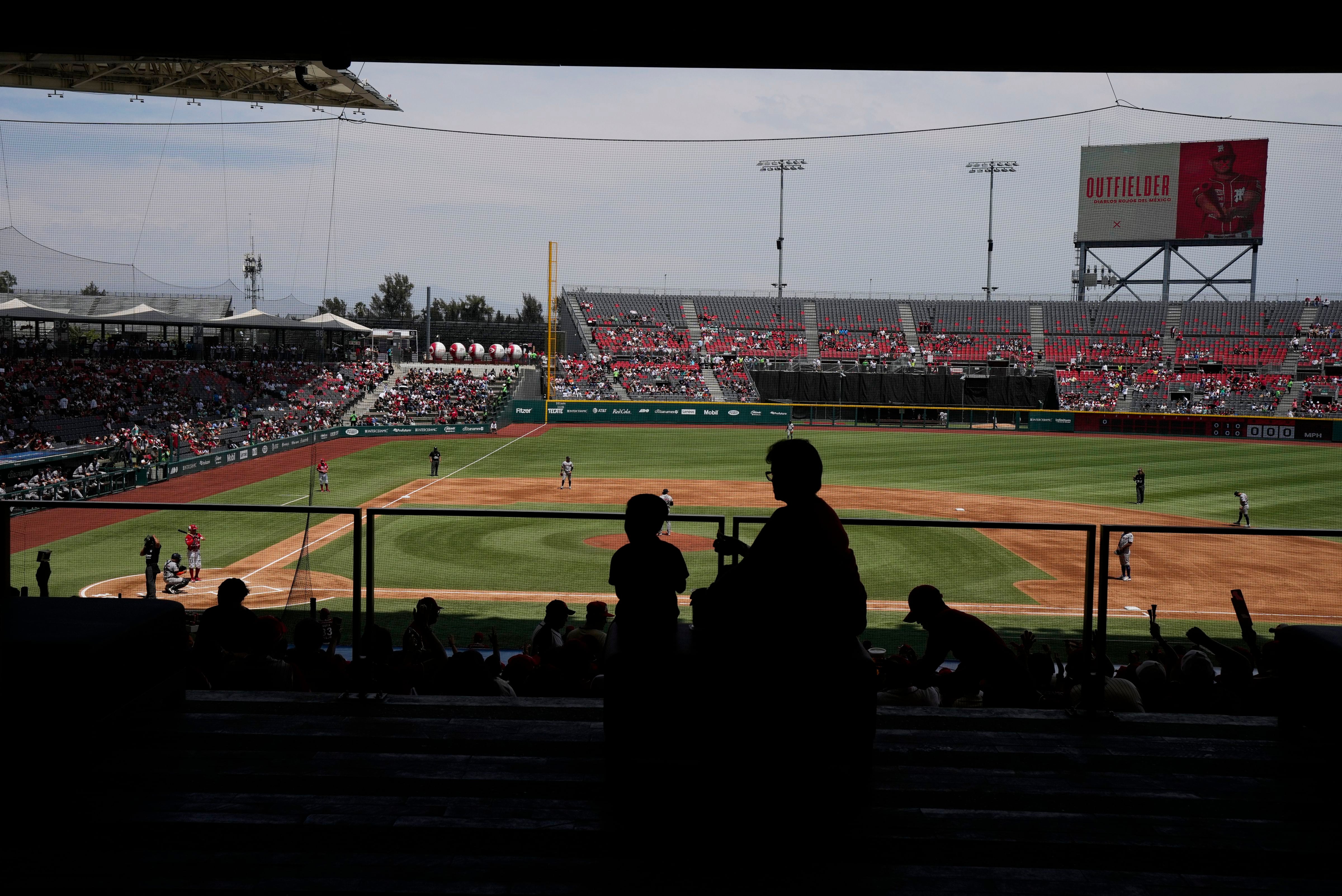 WBC News: Dodgers Ace Julio Urias Won't Pitch in Mexico's Must-Win