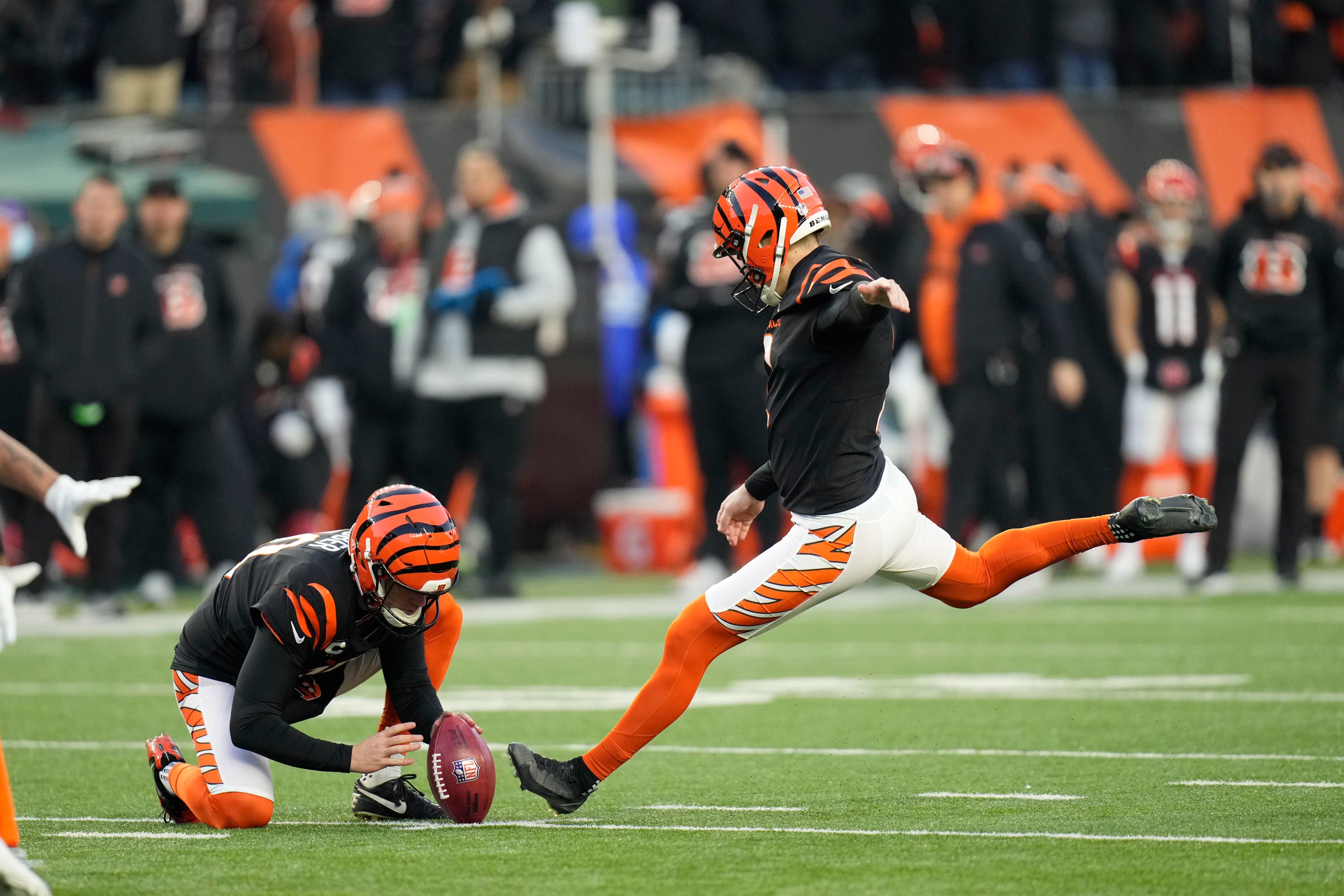 Watch: Bengals' Evan McPherson embarrassingly celebrates missed kick