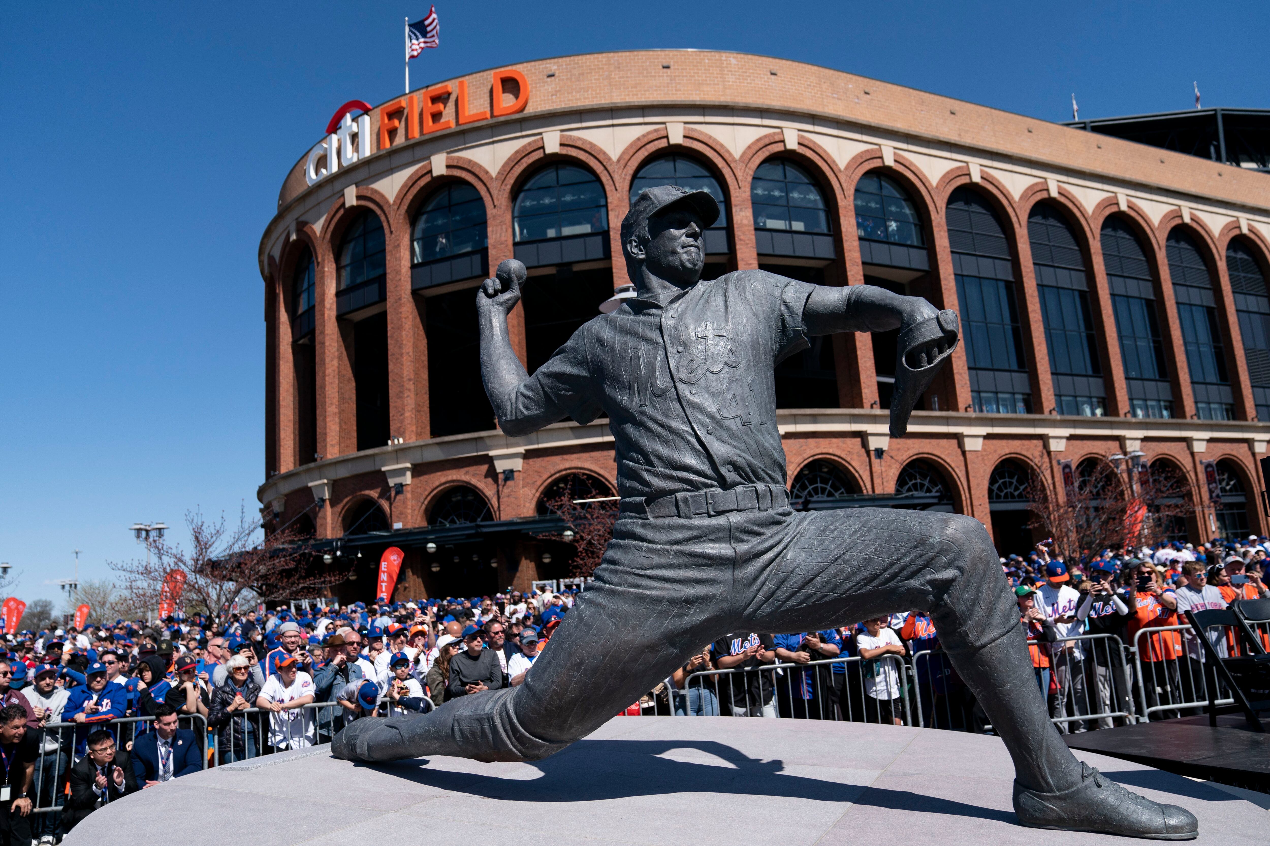 How to get to Red Sox Team Store in Boston by Bus, Subway or Train?