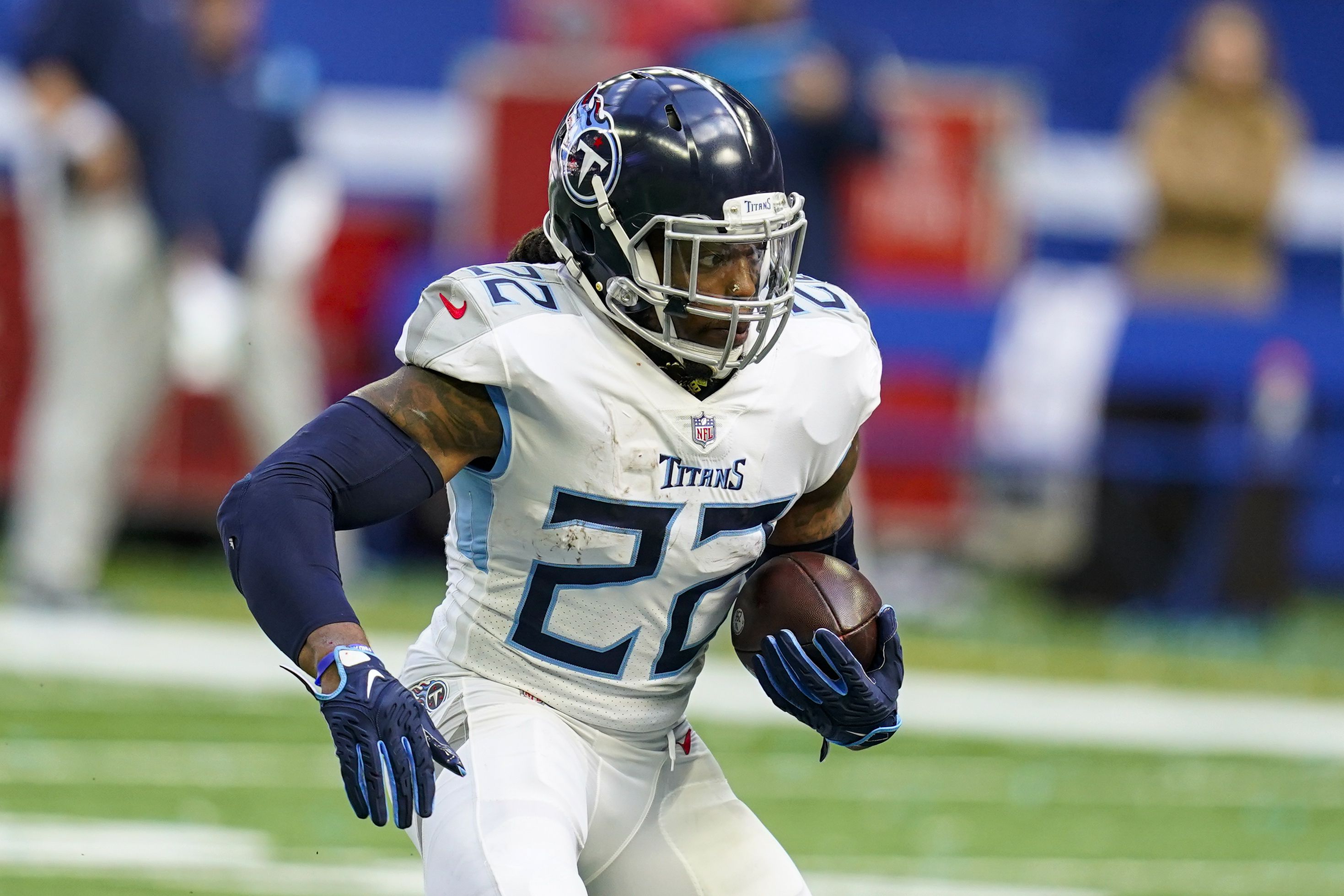 Titans star running back Derrick Henry cleared to practice