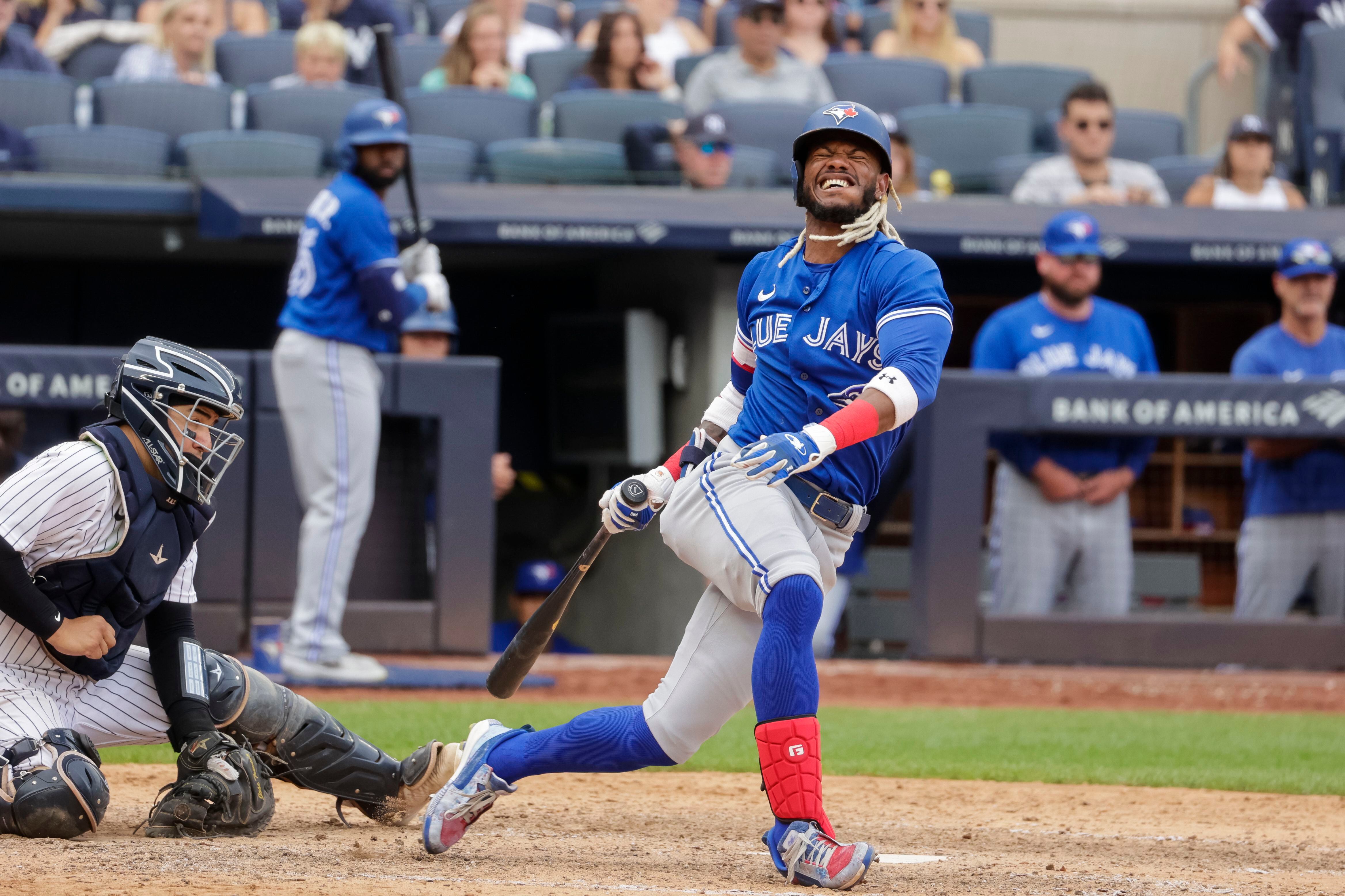 Sagging Yankees right ship for an afternoon, beat Blue Jays on Andrew  Benintendi home run - The Boston Globe