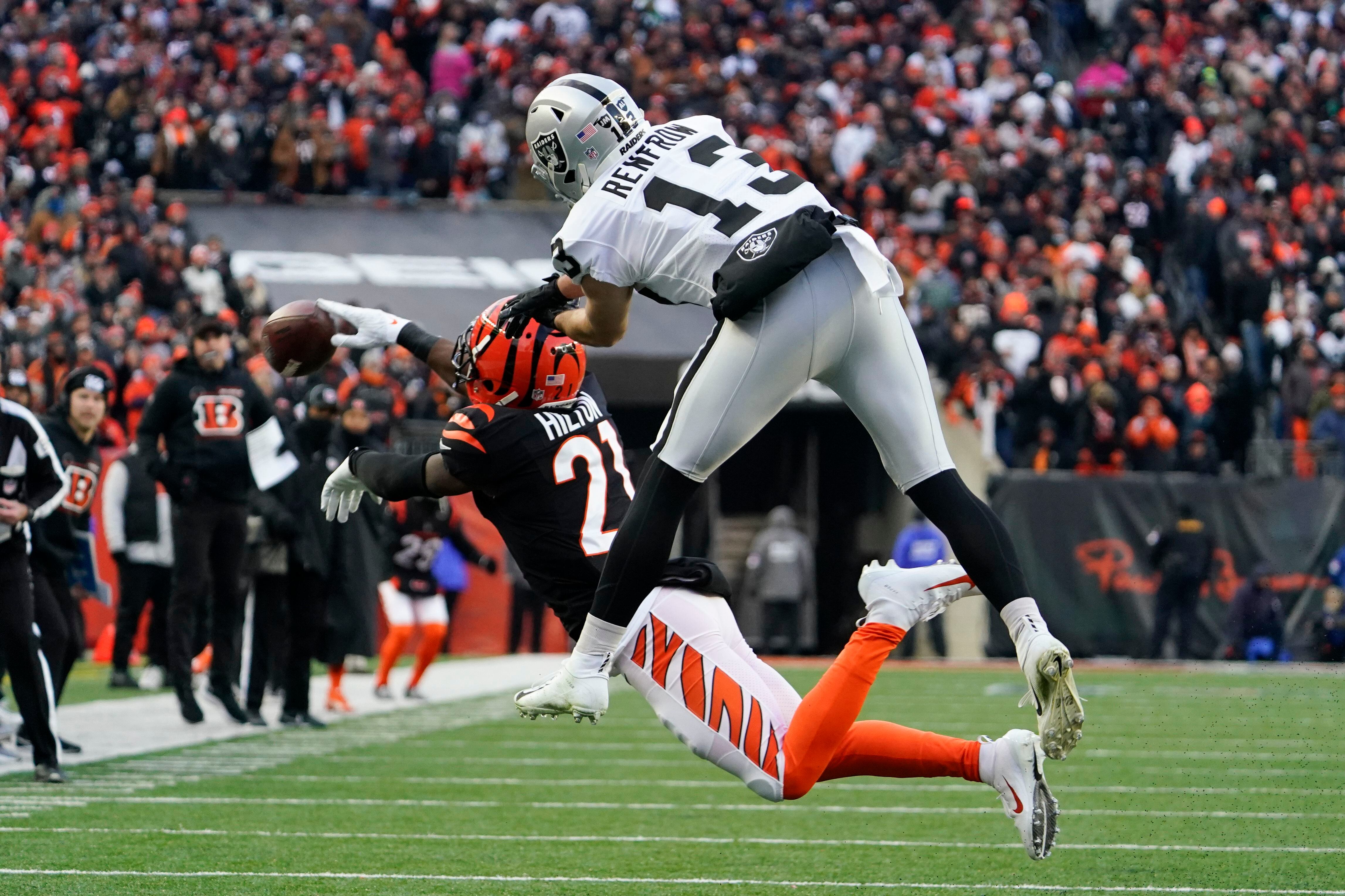 NFL playoffs: Bengals' Joe Burrow's TD pass after erroneous whistle was a  big mistake by officials, insiders say 